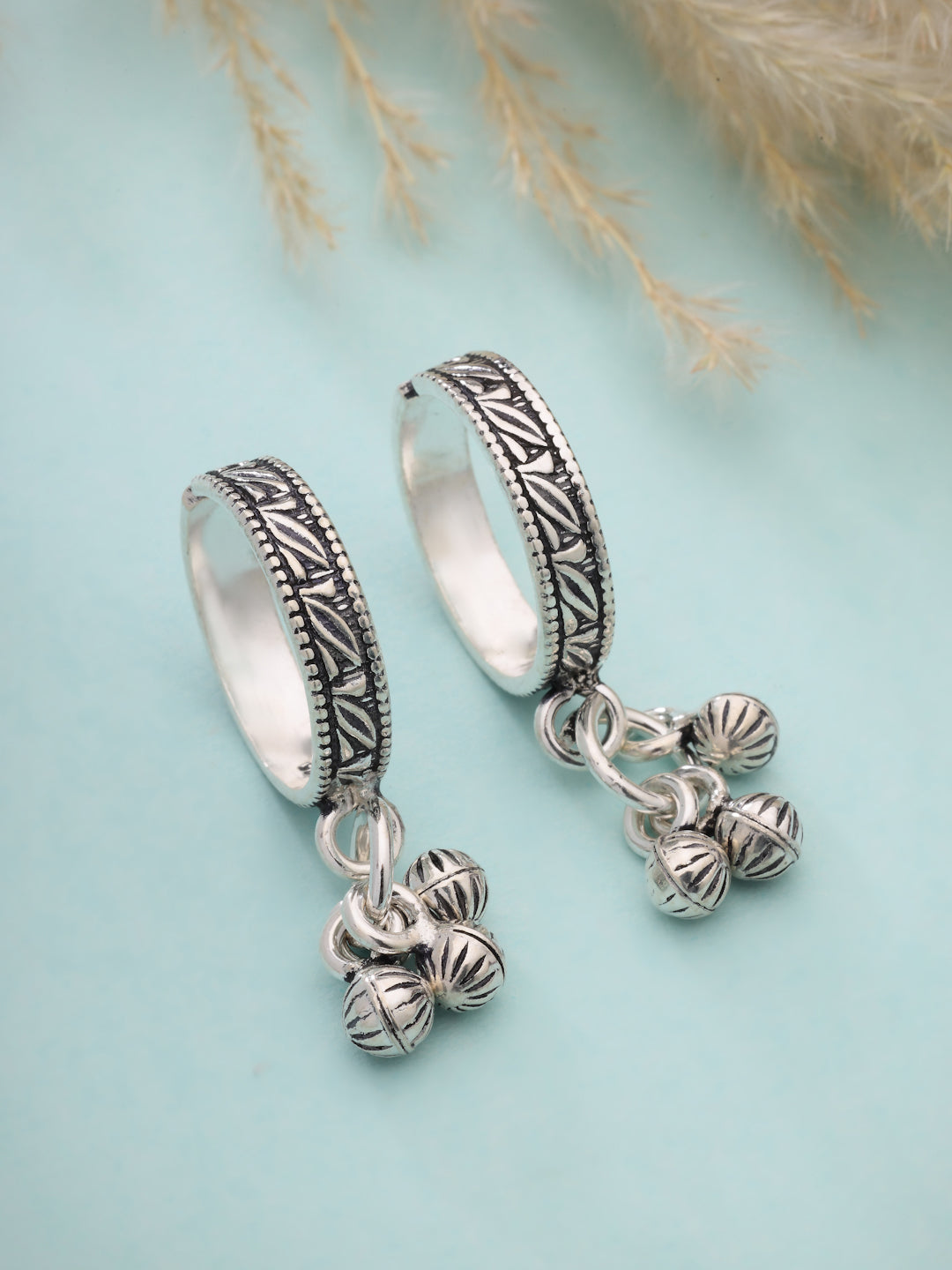Vintage-Inspired Oxidized 925 Sterling Silver Ghungroo Toe Rings