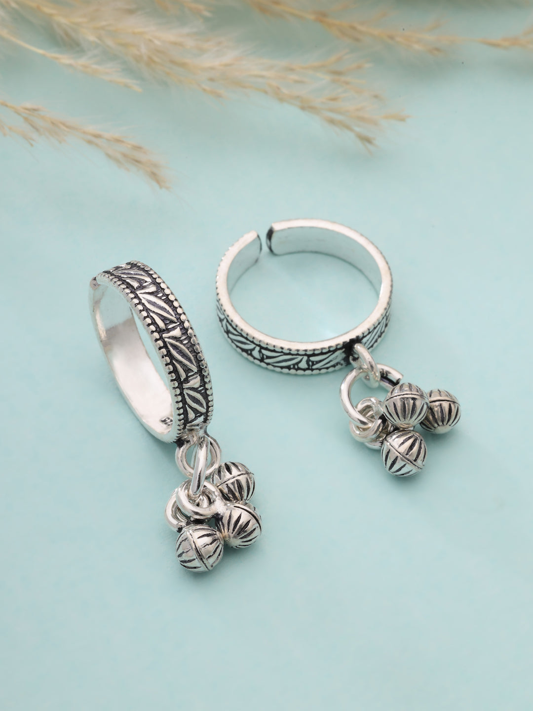 Vintage-Inspired Oxidized 925 Sterling Silver Ghungroo Toe Rings