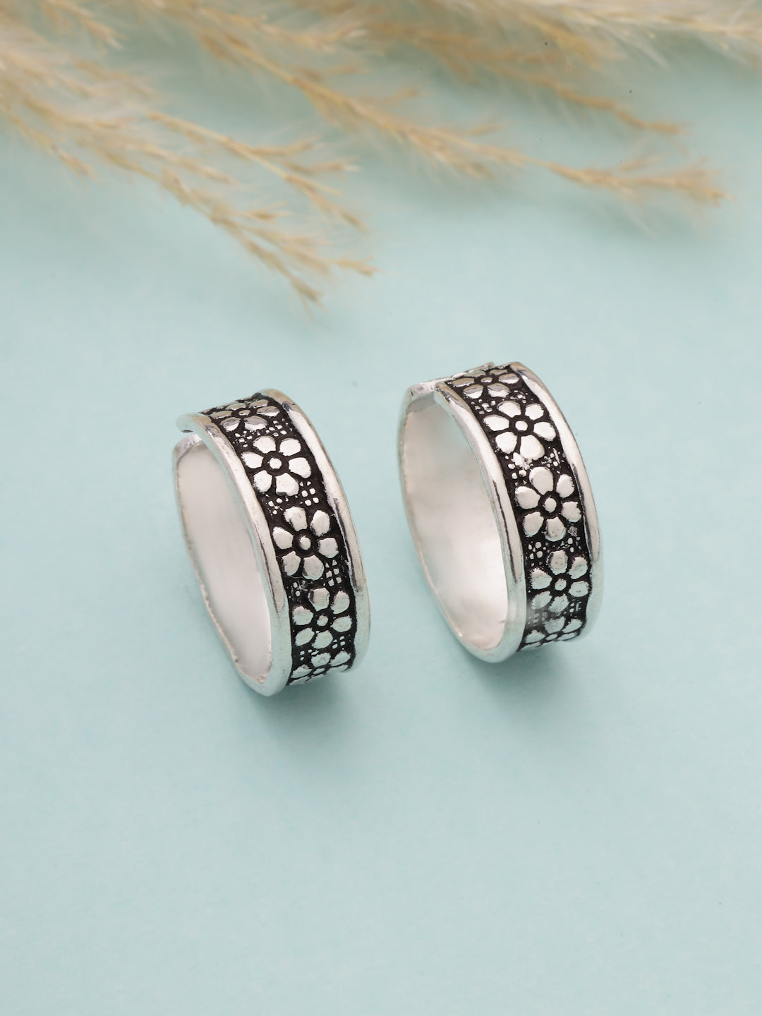Floral Meadow Oxidized 925 Sterling Silver Adjustable Toe Rings (Pair)