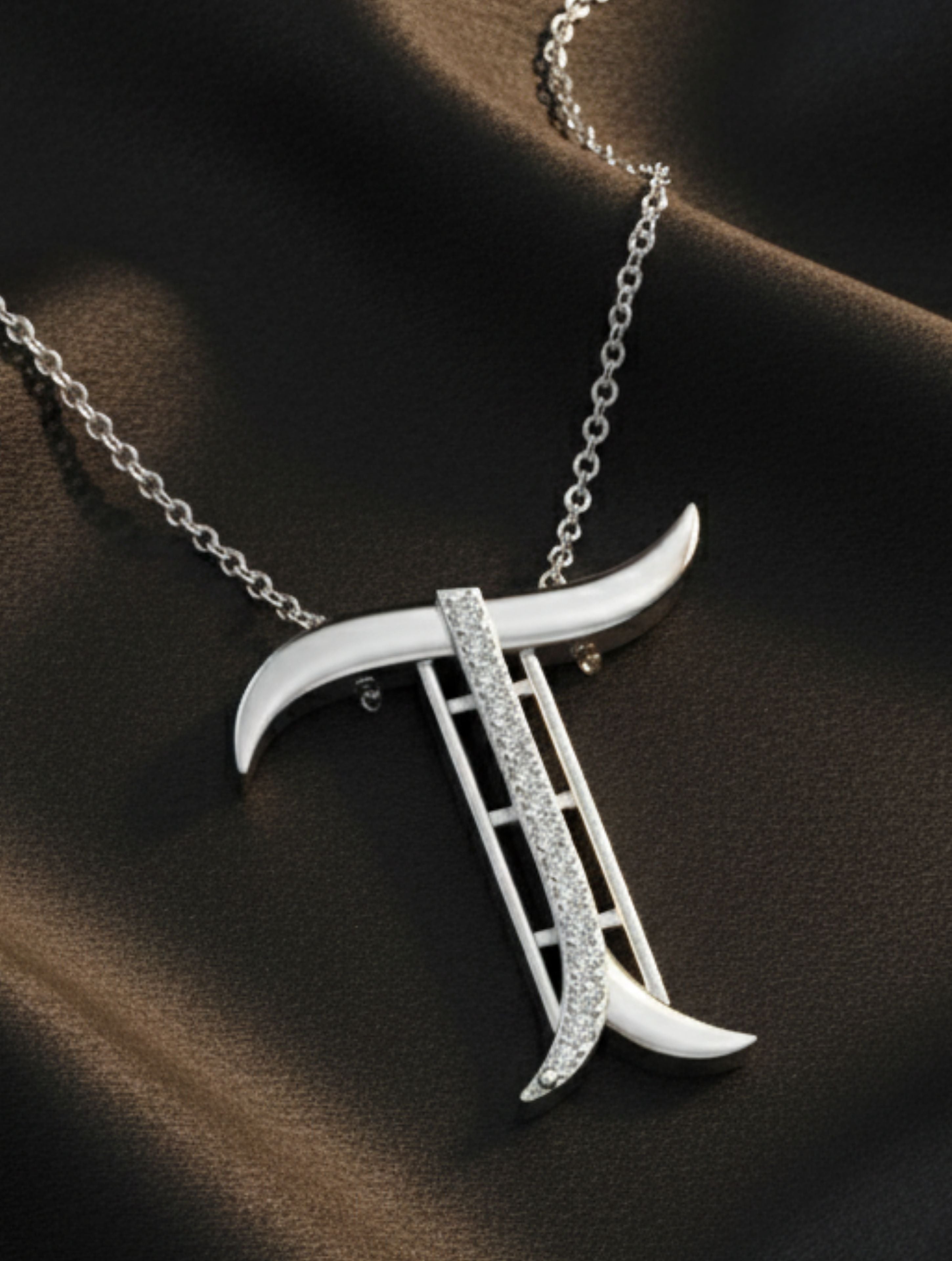 Signery ‘T’ Initial Pendant – Moissanite & Rhodium Plated