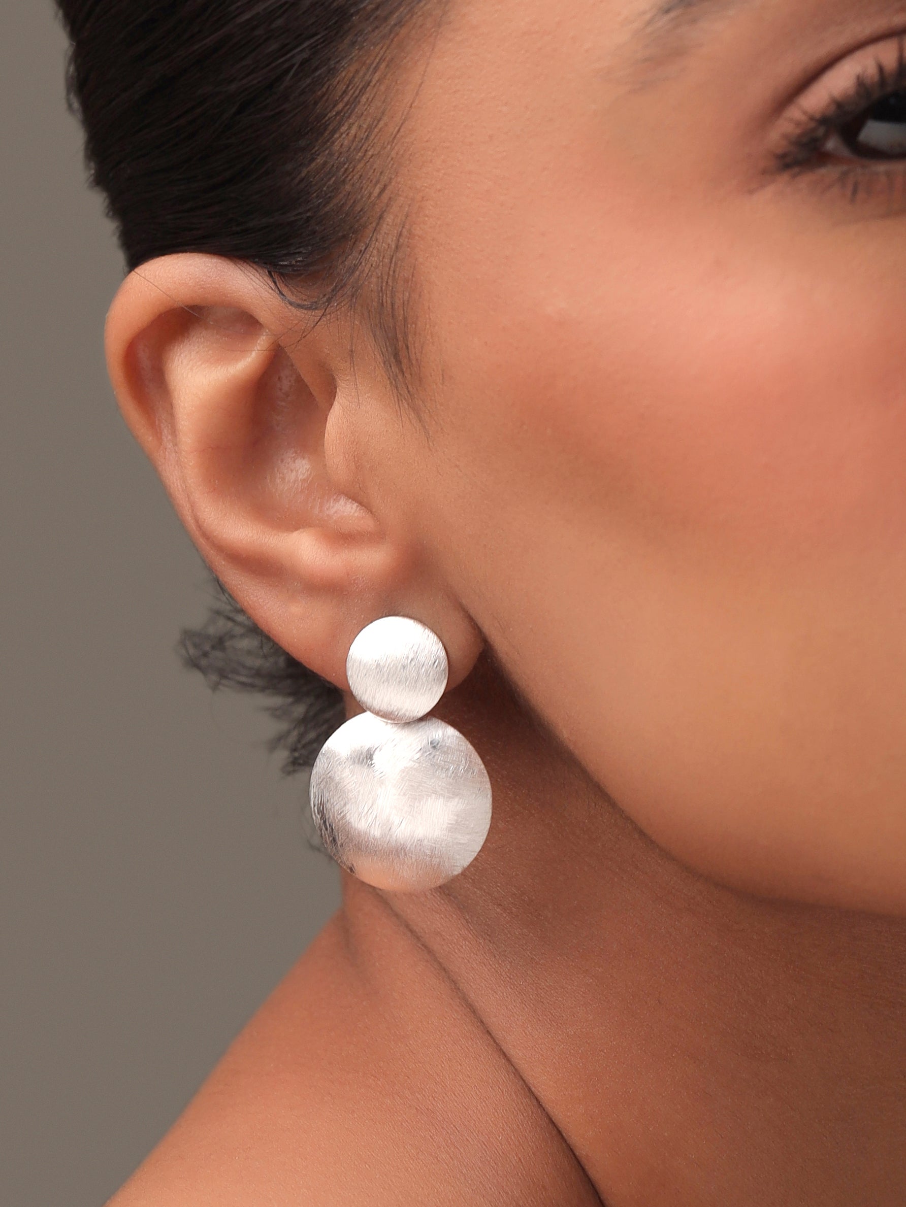 Syra Rhodium Circular Scratch-Finish 925 Sterling Silver Earrings For Women