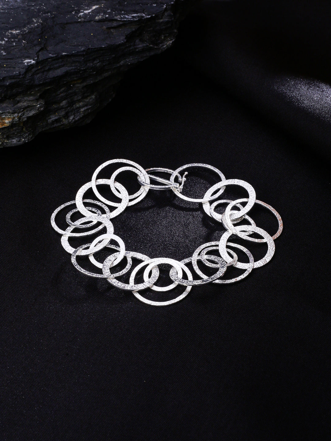Minimal Silver Round Chain Bracelet.