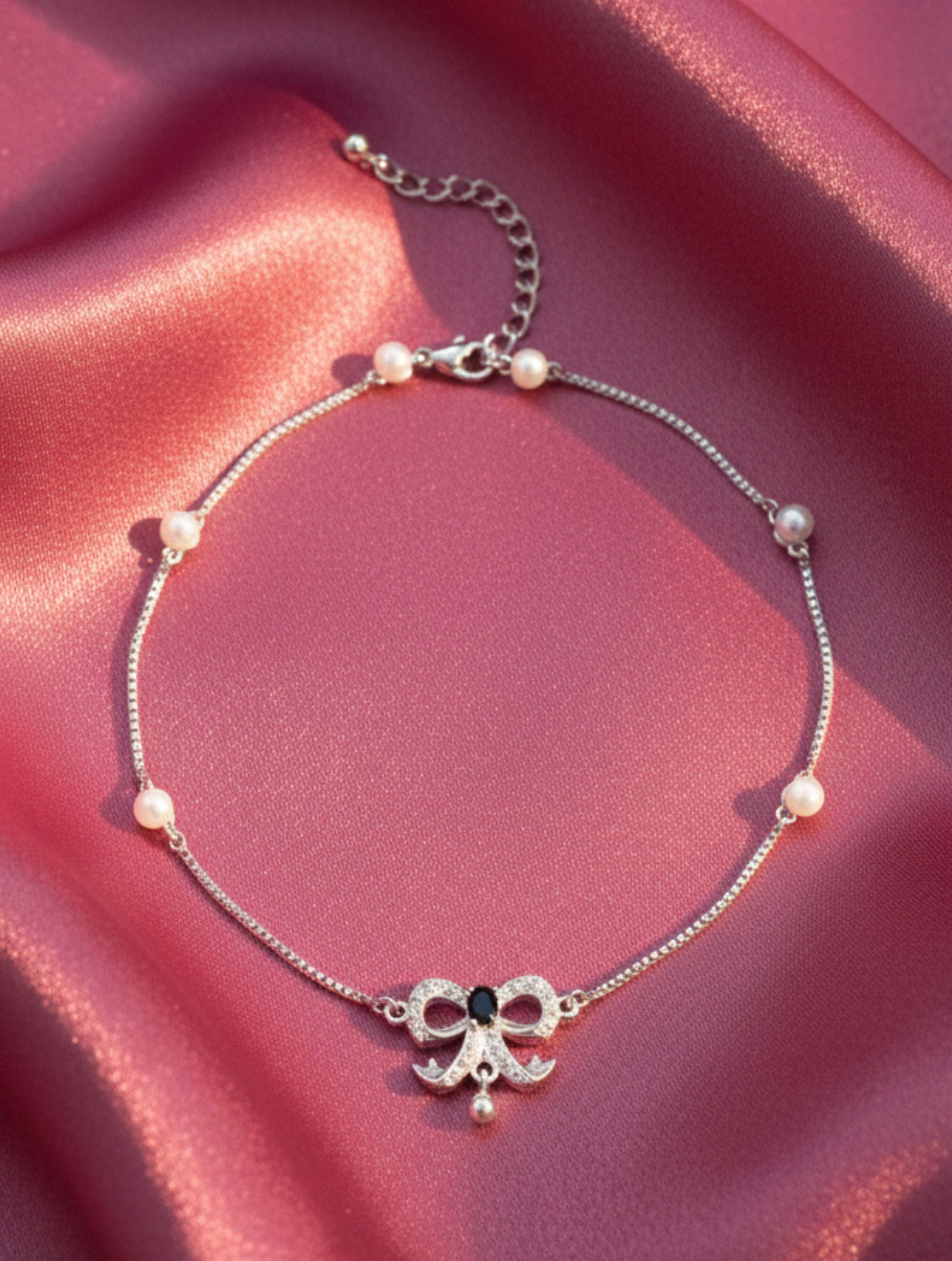 925 Sterling Silver Bow Anklet with Black Onyx & Stationed Pearls