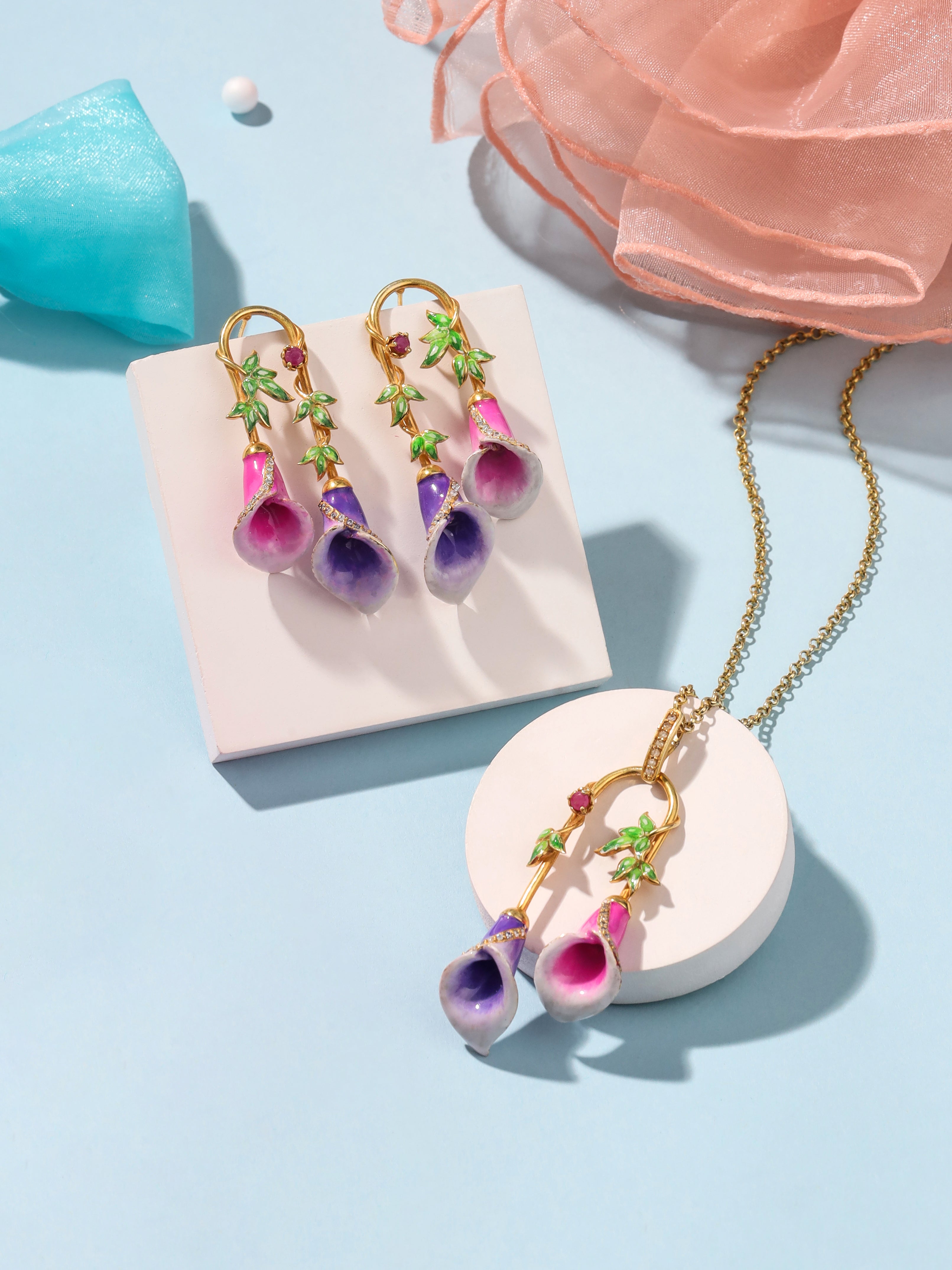 holiday jewellery