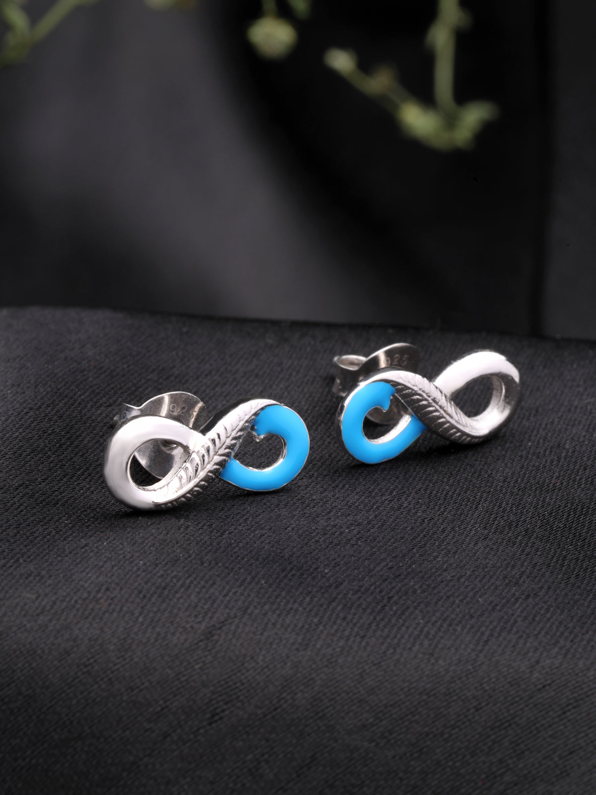 Minimalist Stud Earrings in 925 Sterling Silver with Rhodium Plating