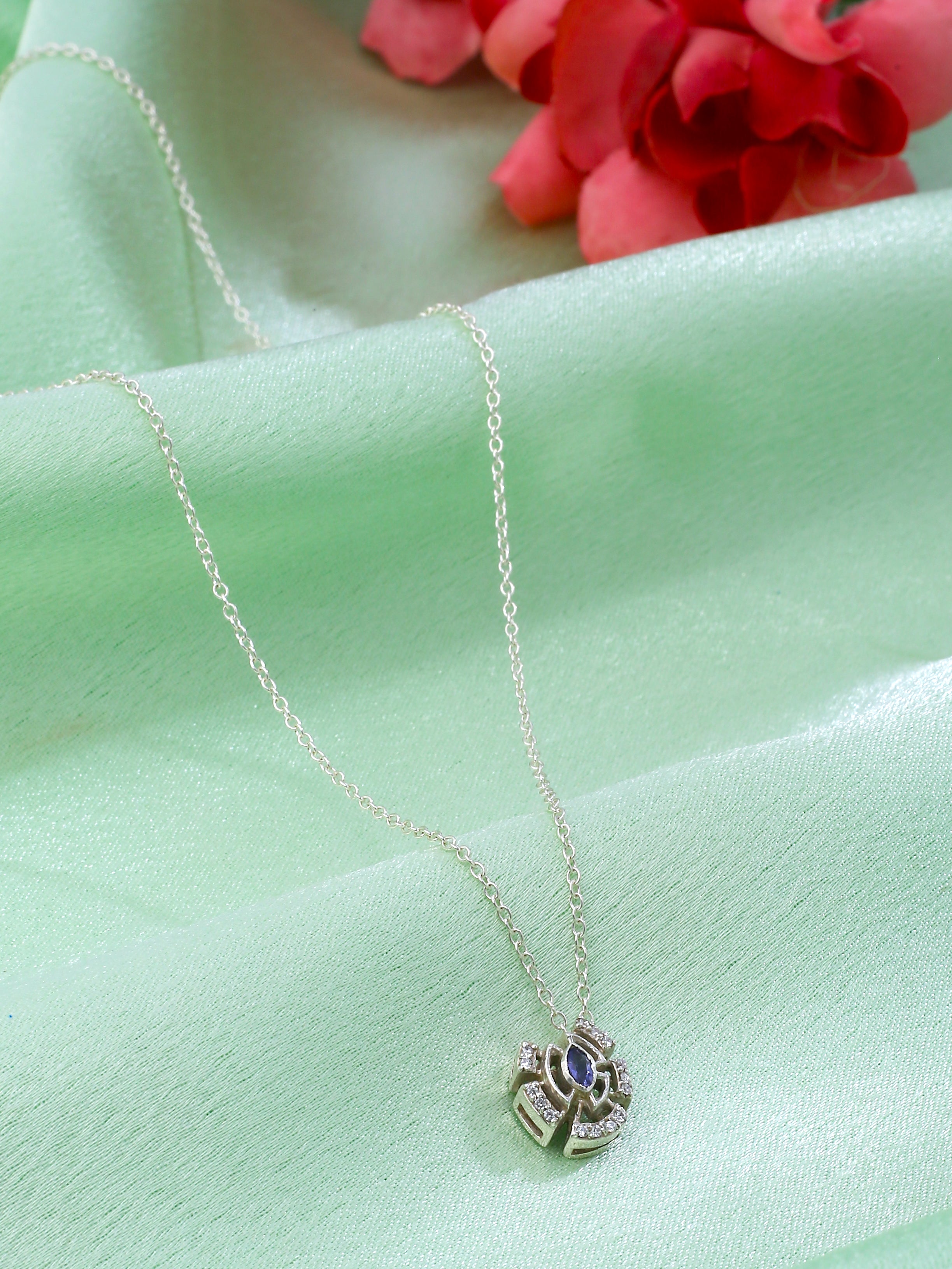 Regal Blossom Gold Necklace - Kicky & Perky