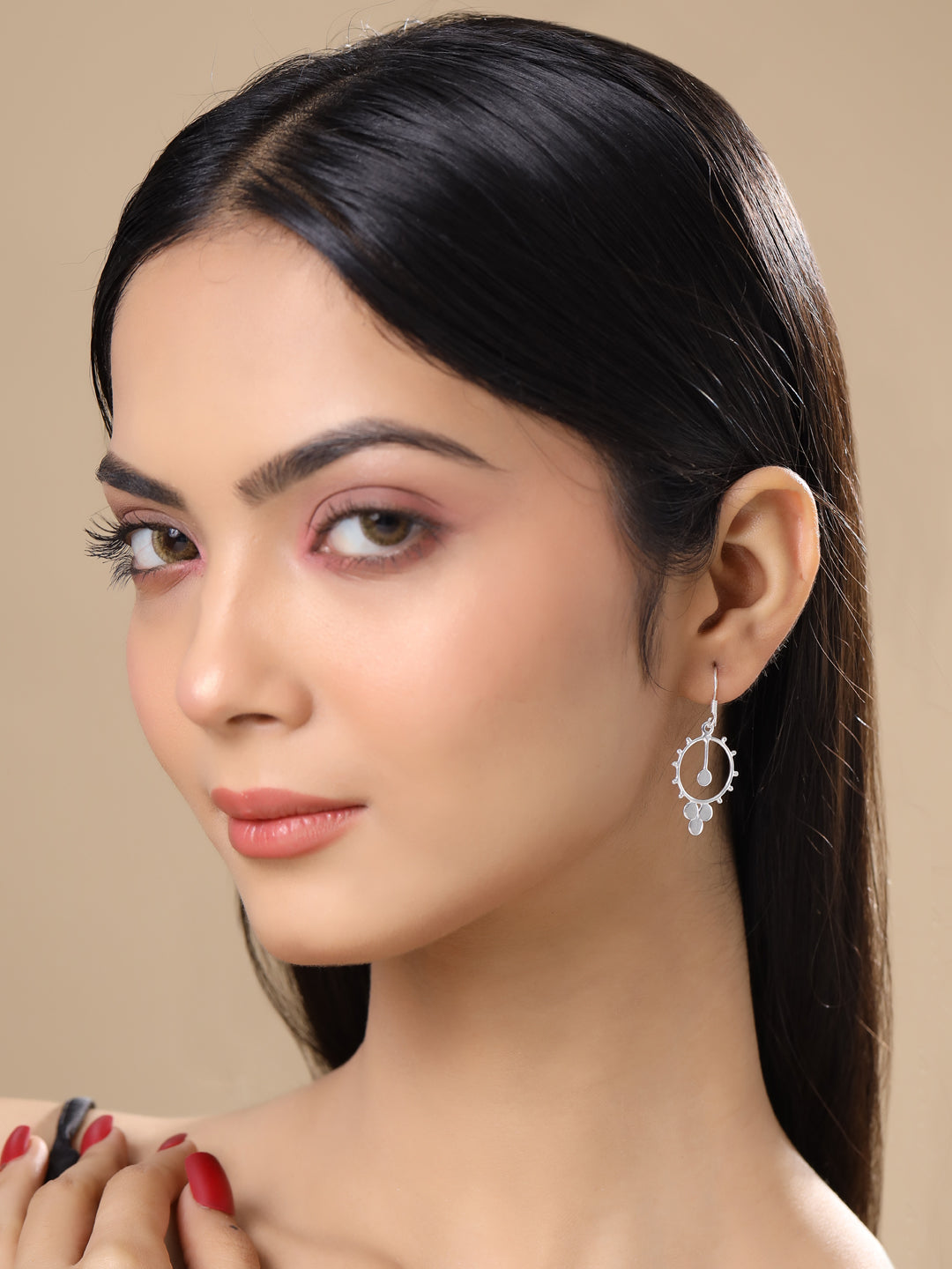 Flight of Elegance: 925 Silver Bird Earring