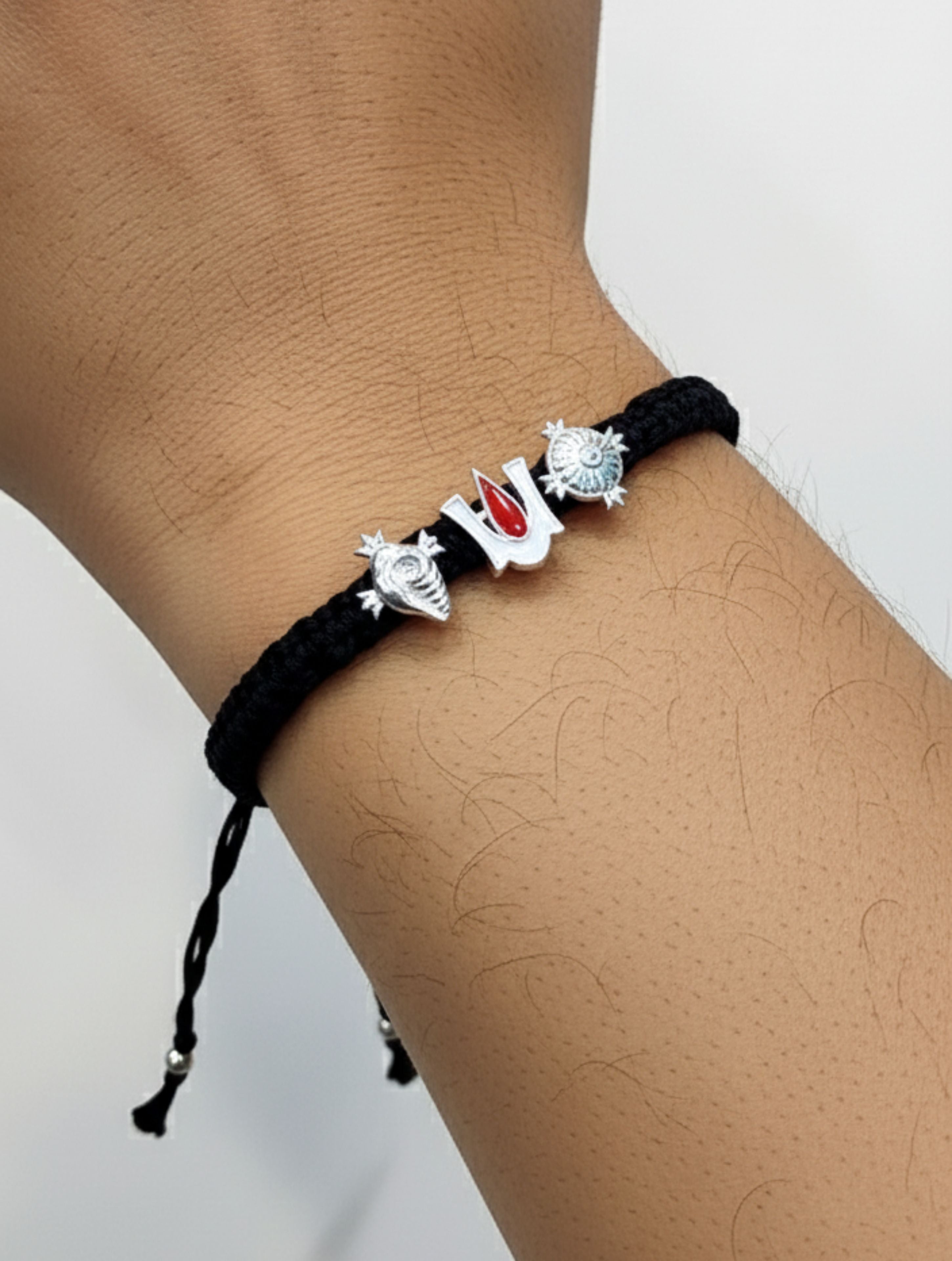 Divine Trinity: Sterling Silver Trishankhla Bracelet