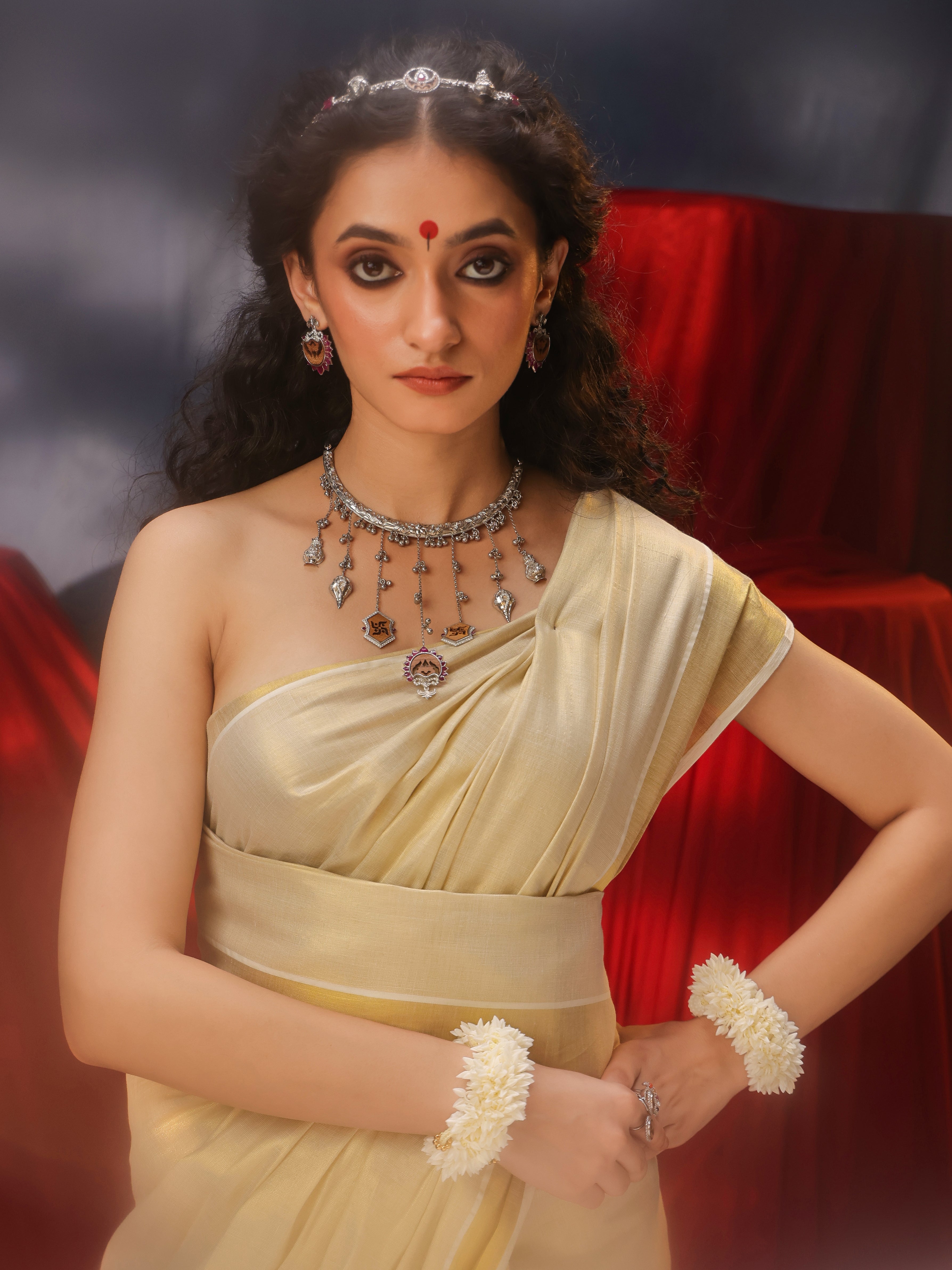 Sterling Silver Tilak Hasli Necklace Set