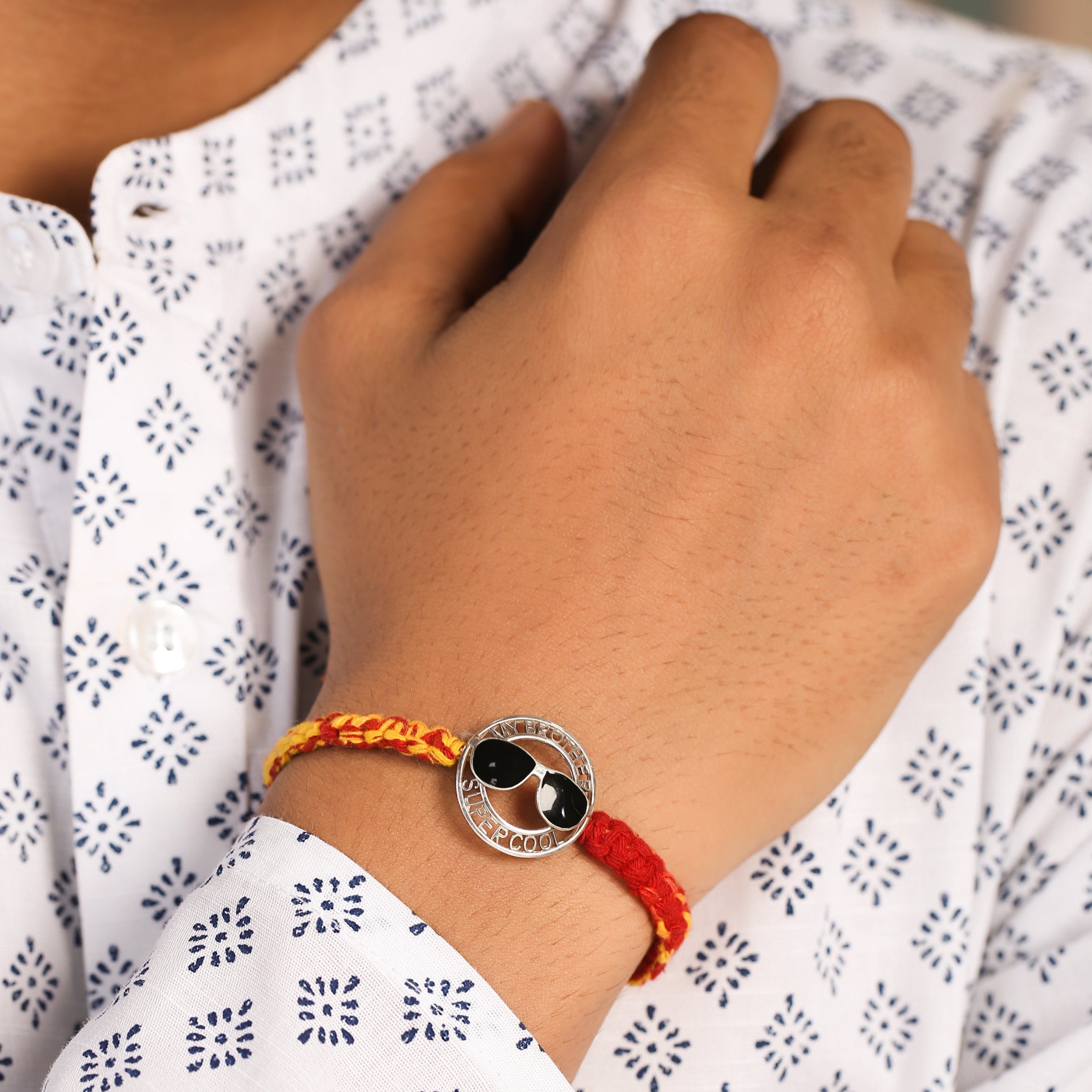 Supercool Goggles Rakhi - Kicky & Perky