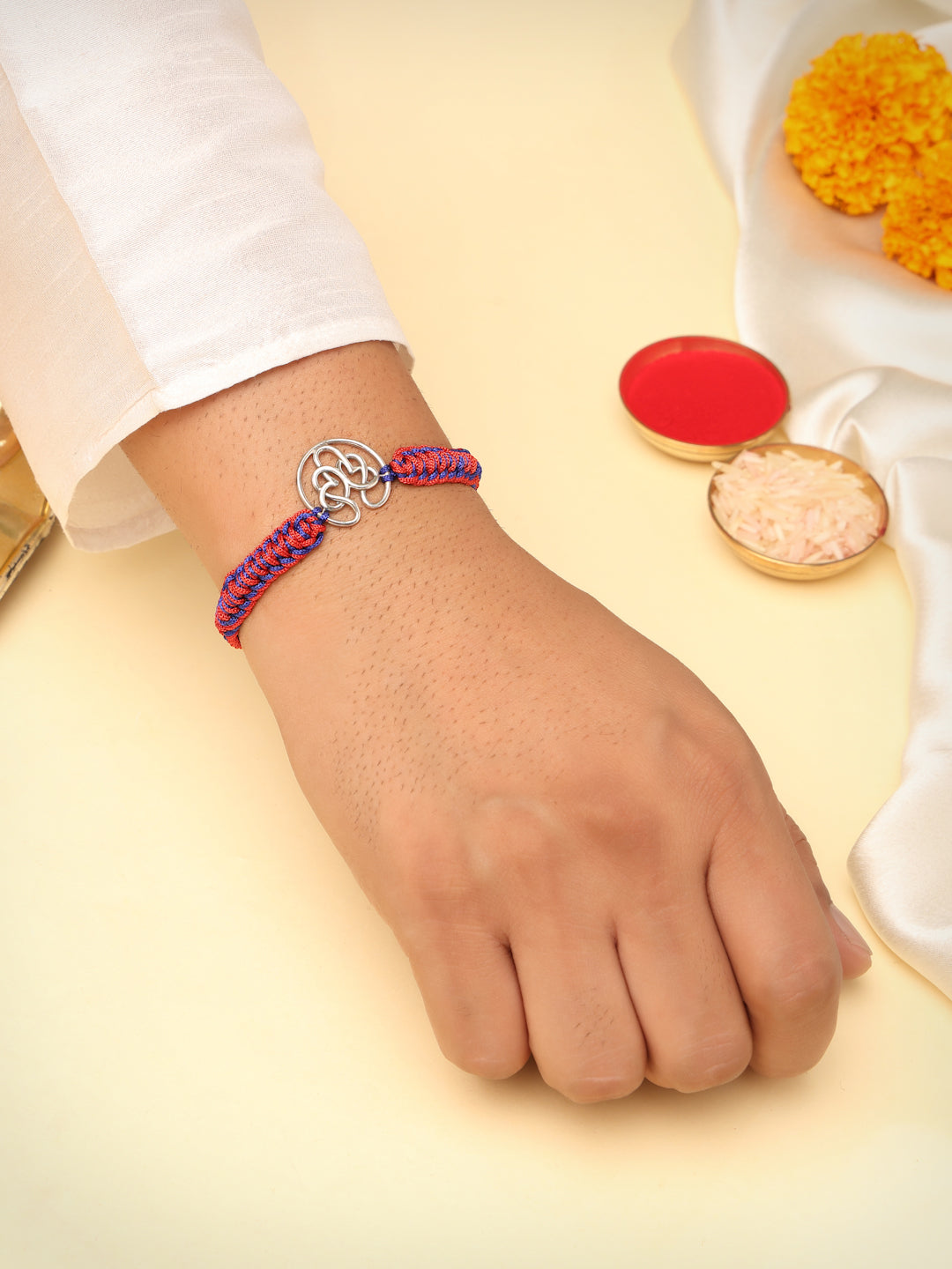 925 Sterling Silver Interlocking Om Circular Thread Rakhi