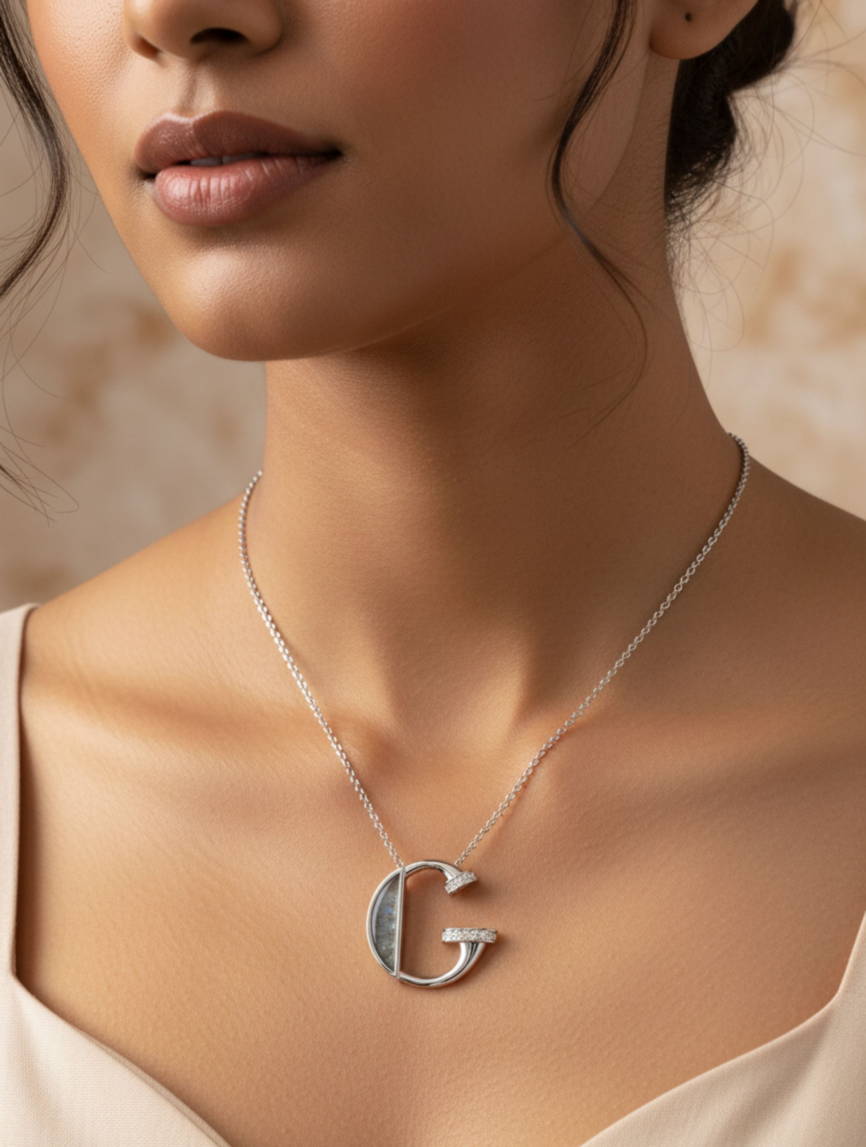 Signery ‘G Initial Pendant – Labradorite Moissanite & Rhodium Plated