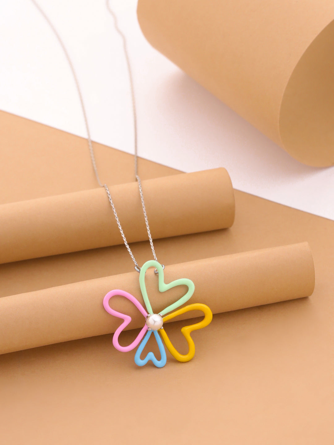 Rhodinierter Pastell-Bloom-Perlenanhänger aus der Corolla-Kollektion