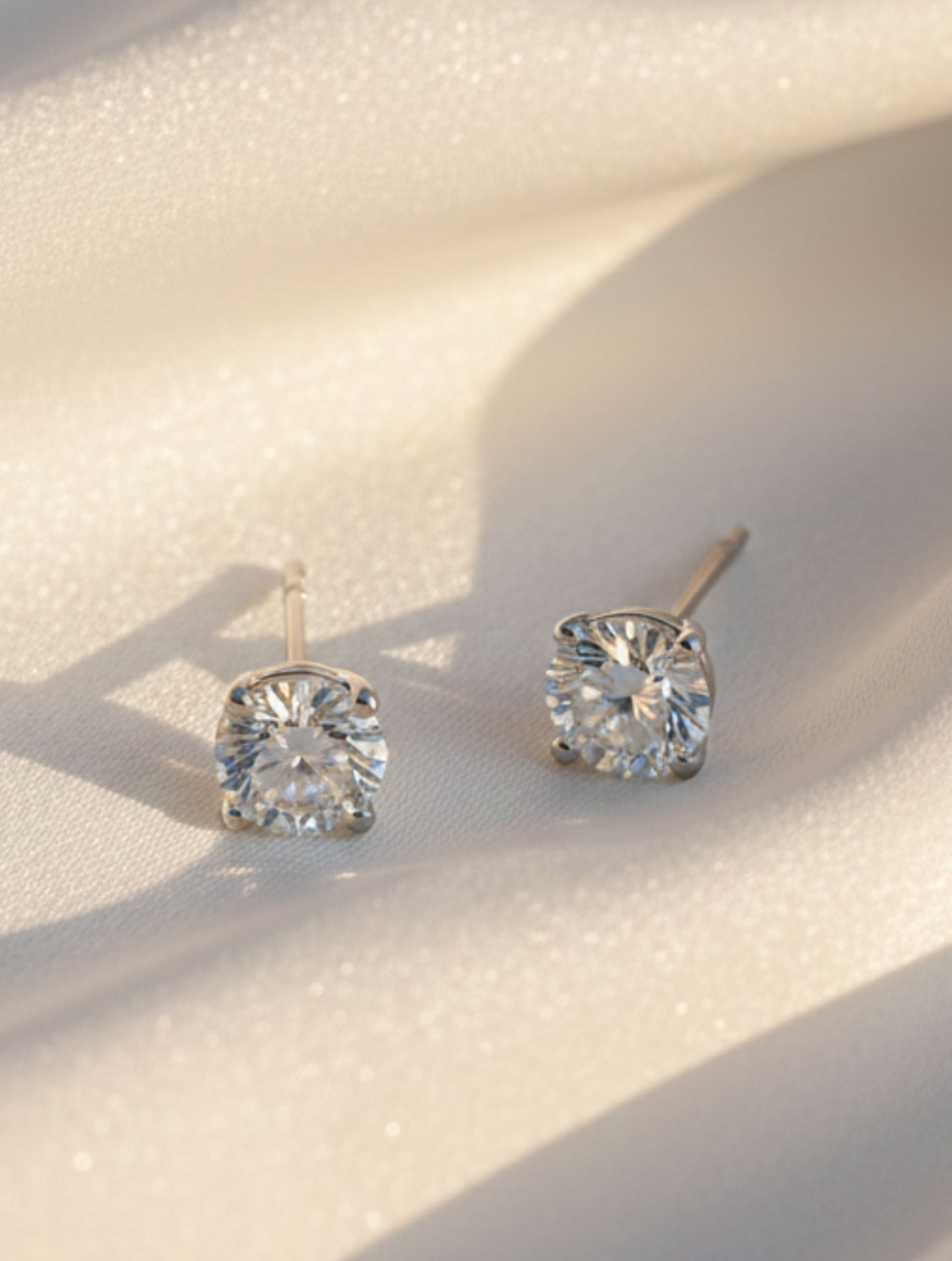 925 Sterling Silver Sparkle Studs Earring with Round Cubic Zirconia