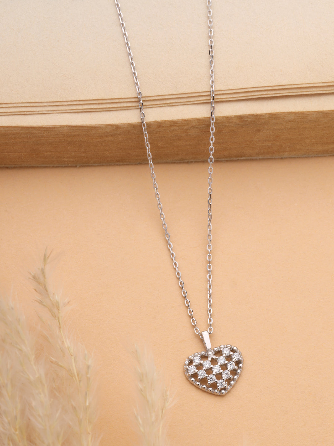 925 Sterling Silver Openwork Heart Pendant Necklace