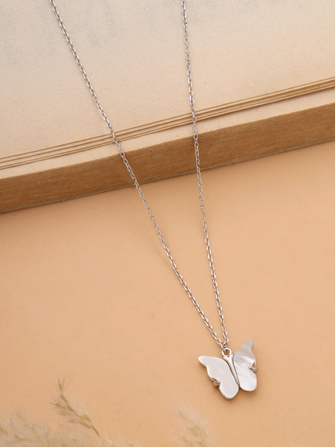 925 Sterling Silver Mother of Pearl Butterfly Pendant Necklace