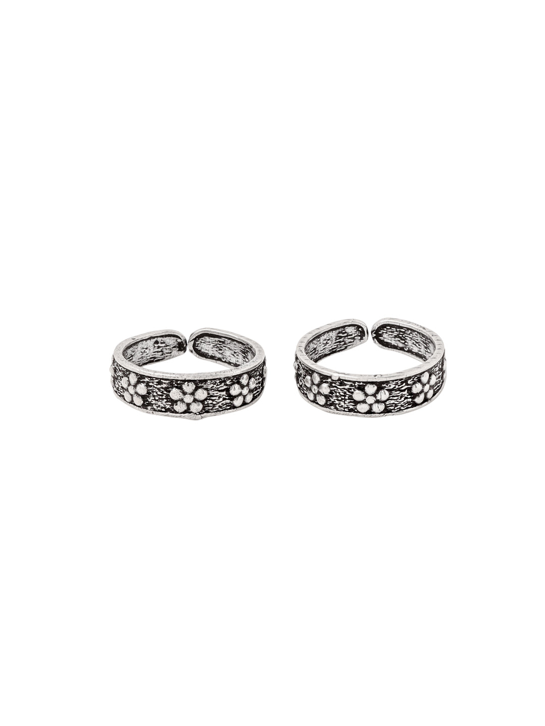 Floral Motifs Oxidized Toe Ring