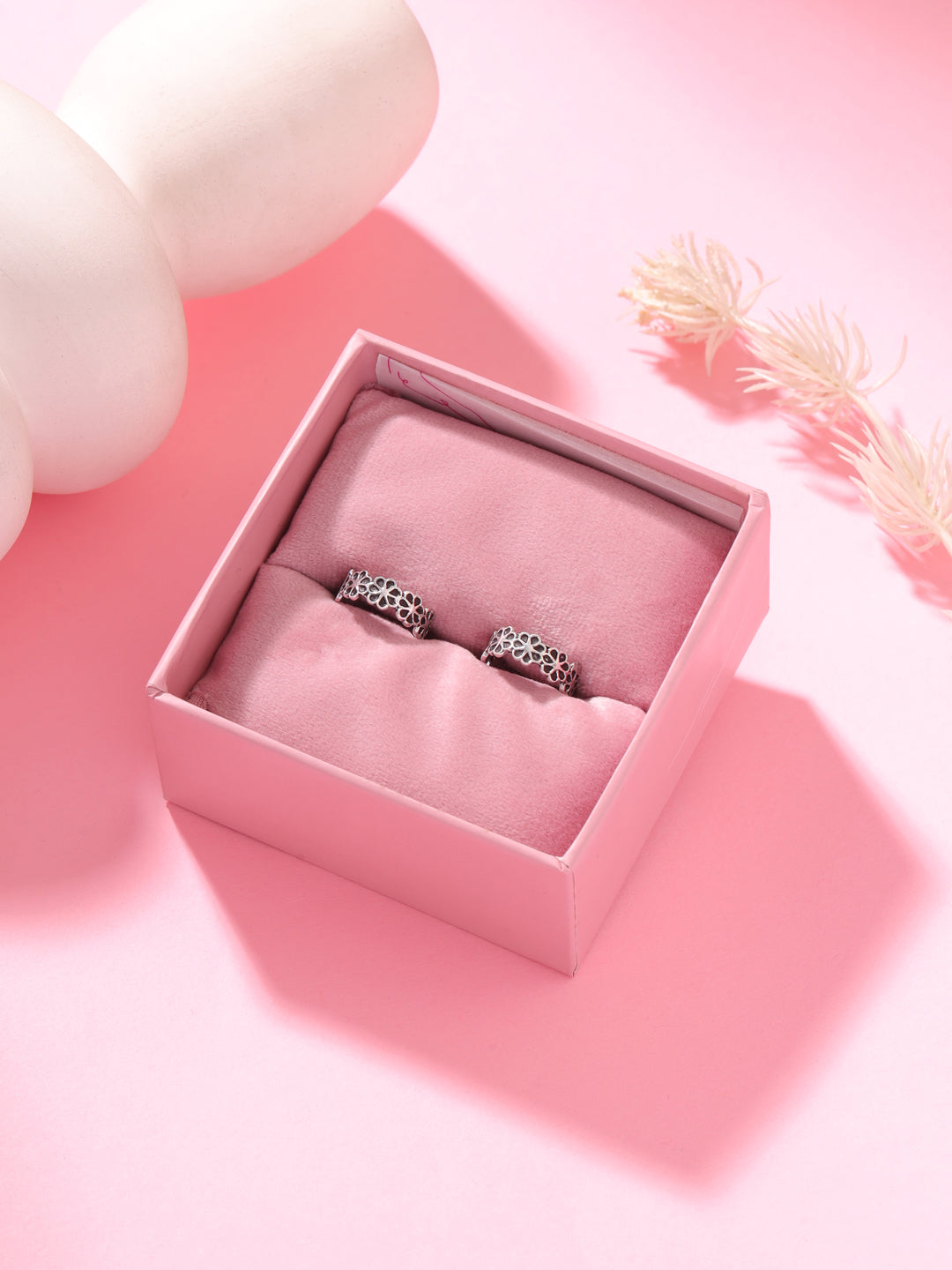 Oxidised Flower Toe Ring