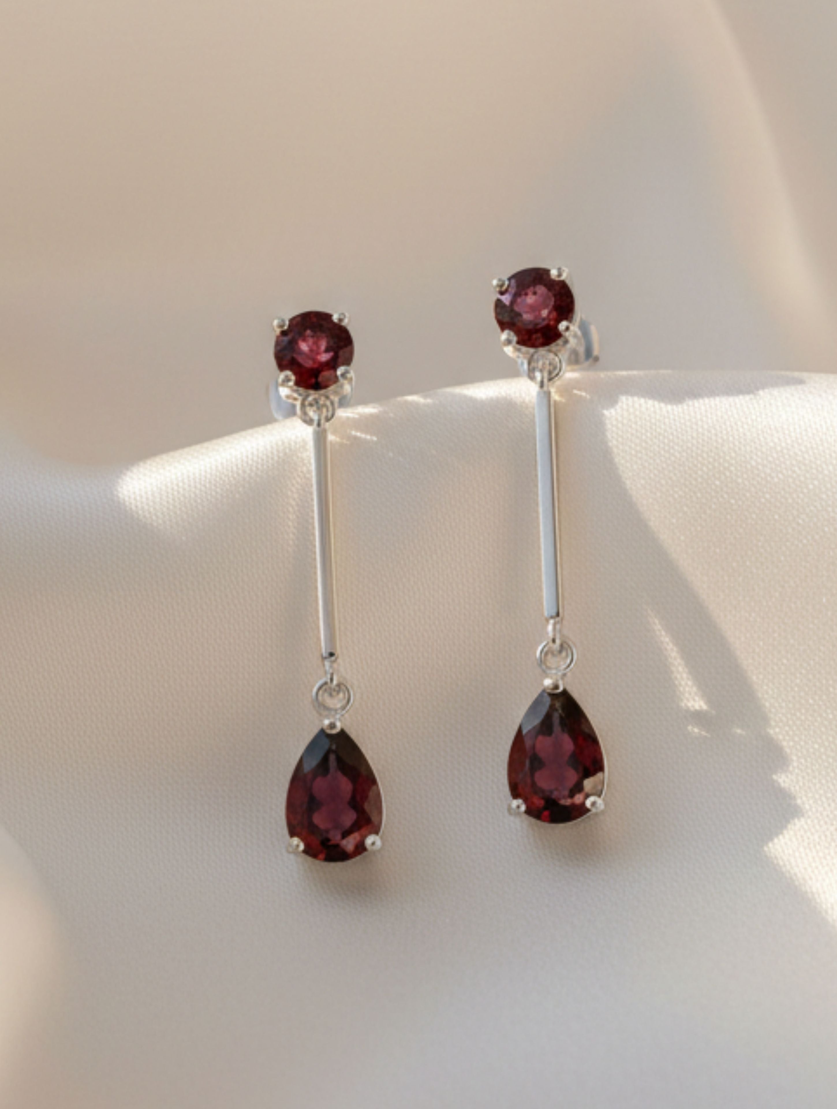 Natural Garnet & 925 Sterling Silver Geometric Drop Earrings