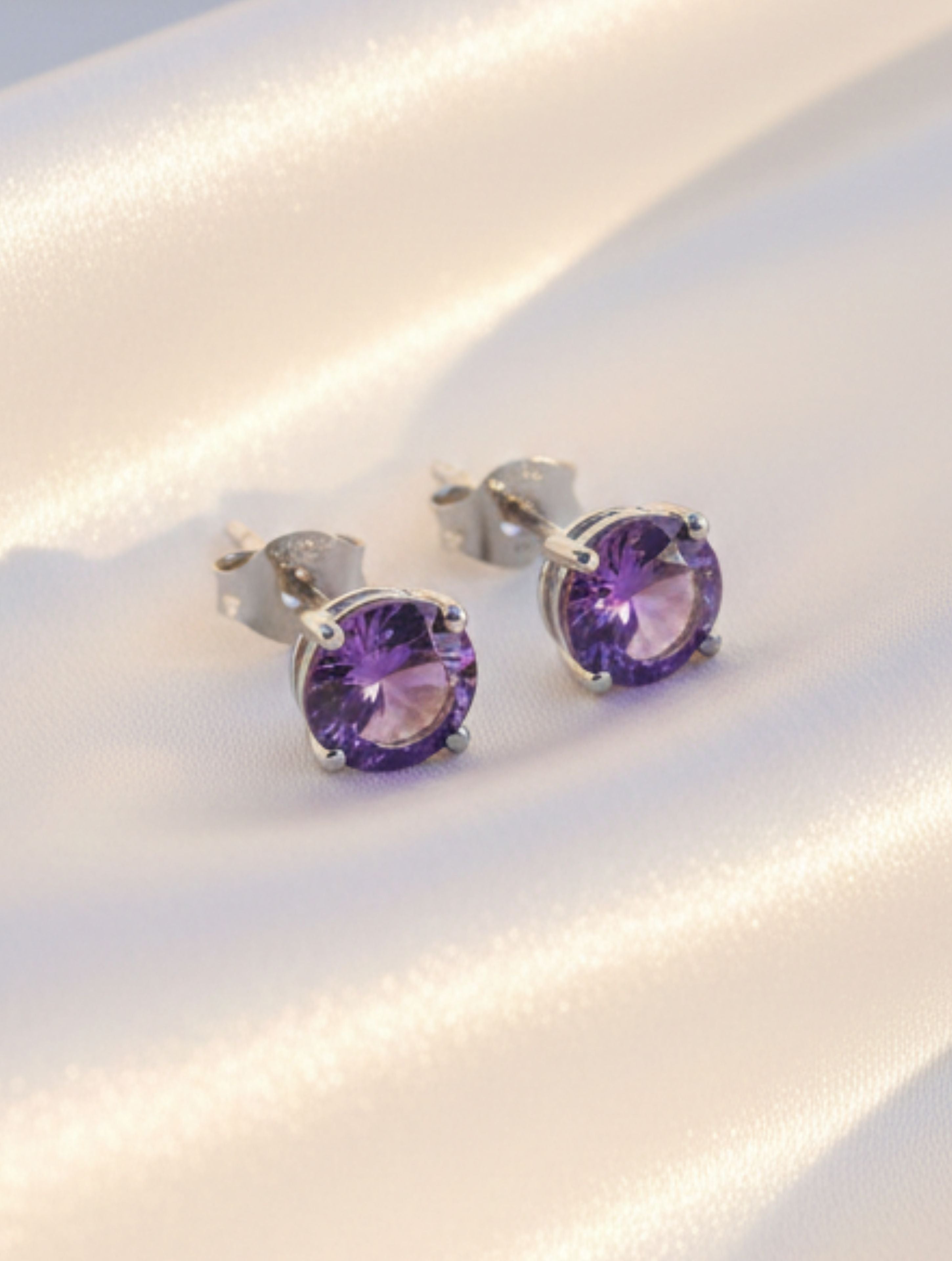 Natural Amethyst Round-Cut Stud Earrings in 925 Sterling Silver