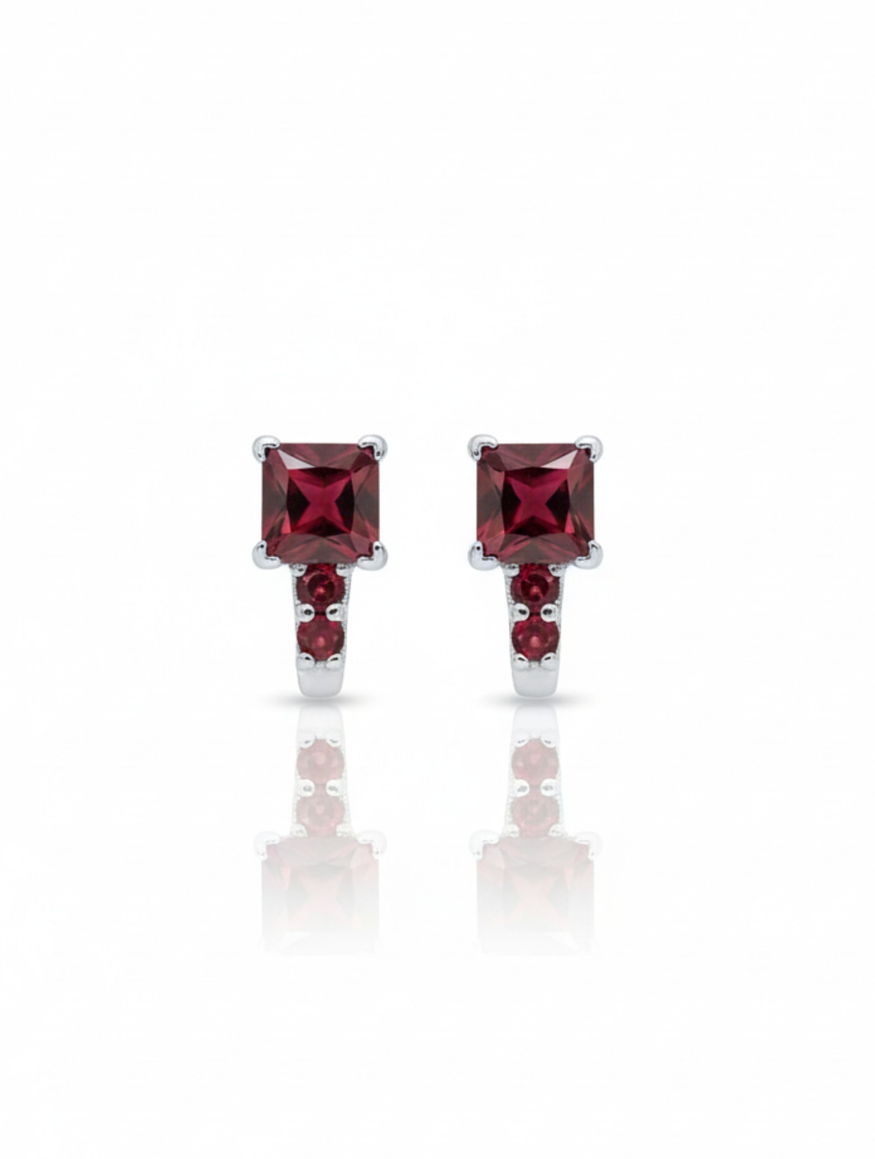 Princess-Cut Natural Garnet Stud Earrings in 925 Sterling Silver