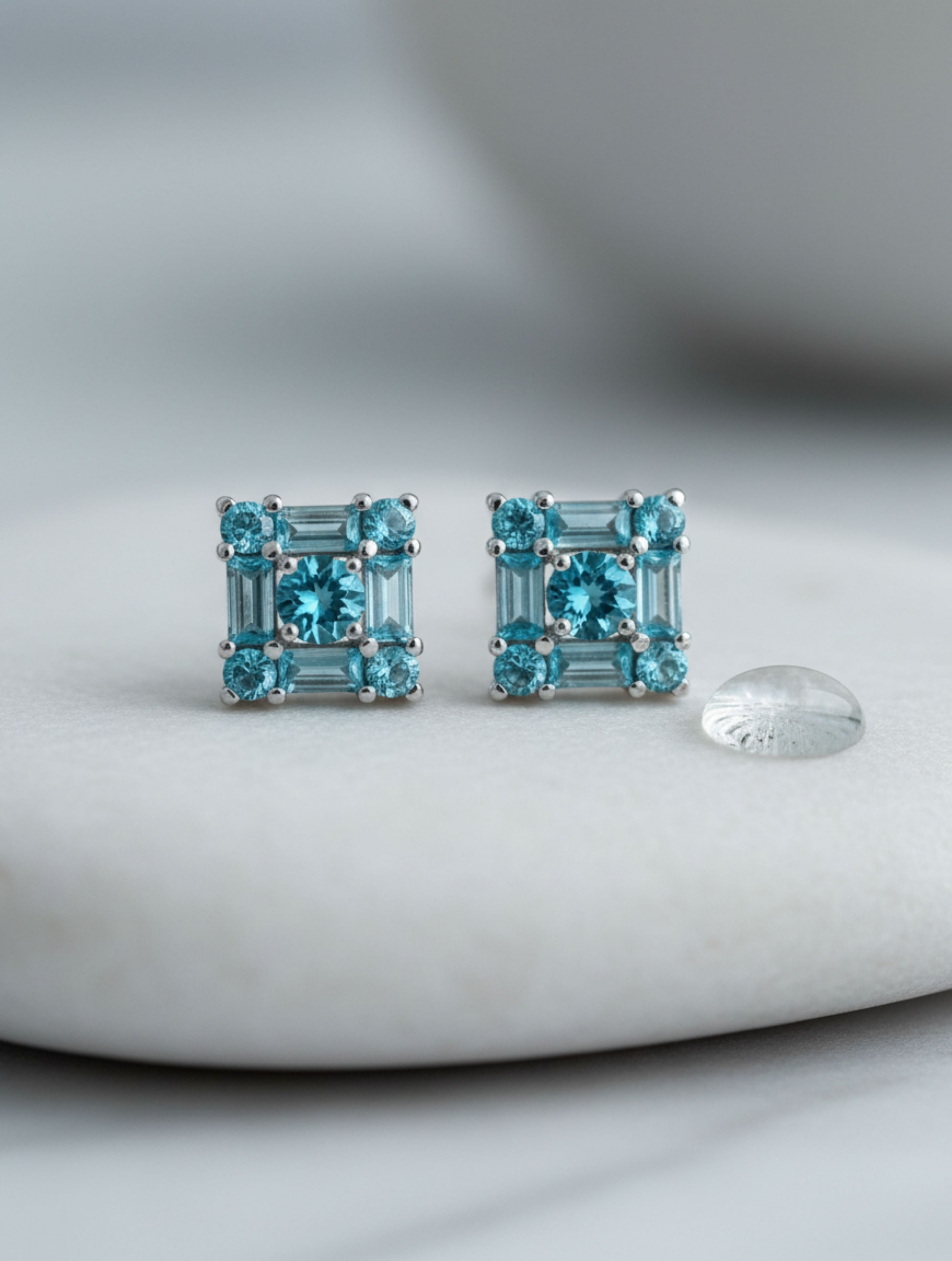 Rhodium Blue Topaz Precision Pietra 925 Sterling Silver Studs Earrings For Women