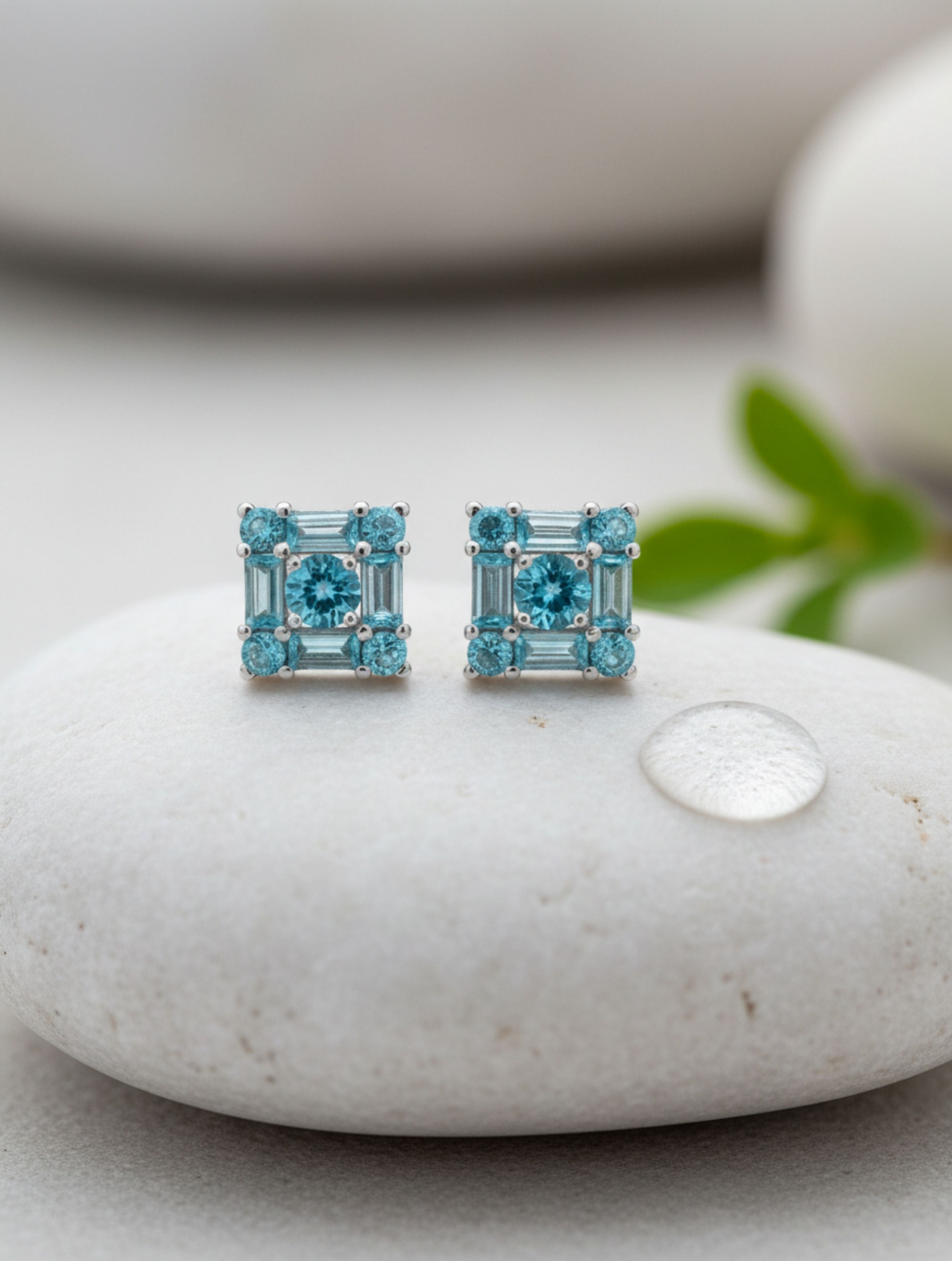 Rhodium Blue Topaz Precision Pietra 925 Sterling Silver Studs Earrings For Women