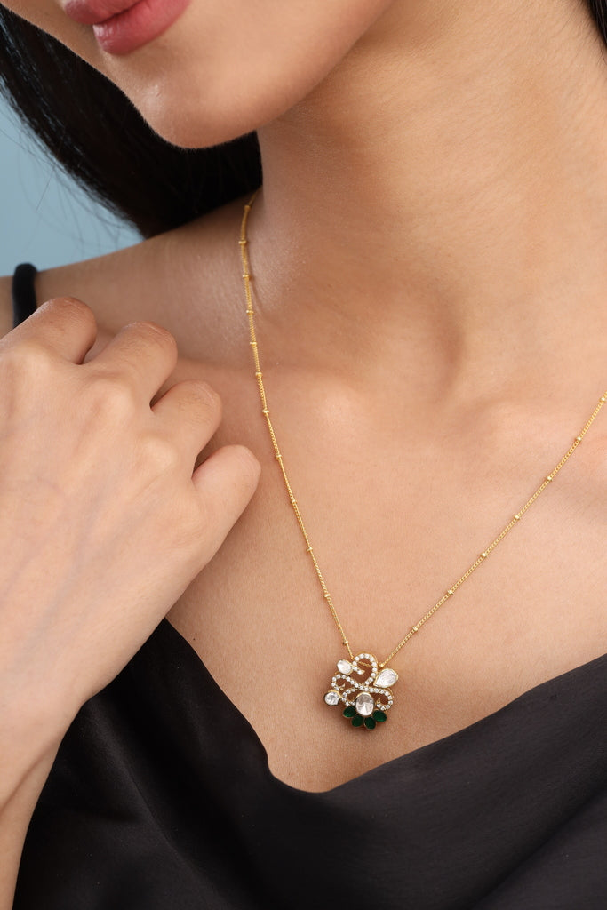Stunning Gold-Plated Wedding Pendant - Kicky & Perky