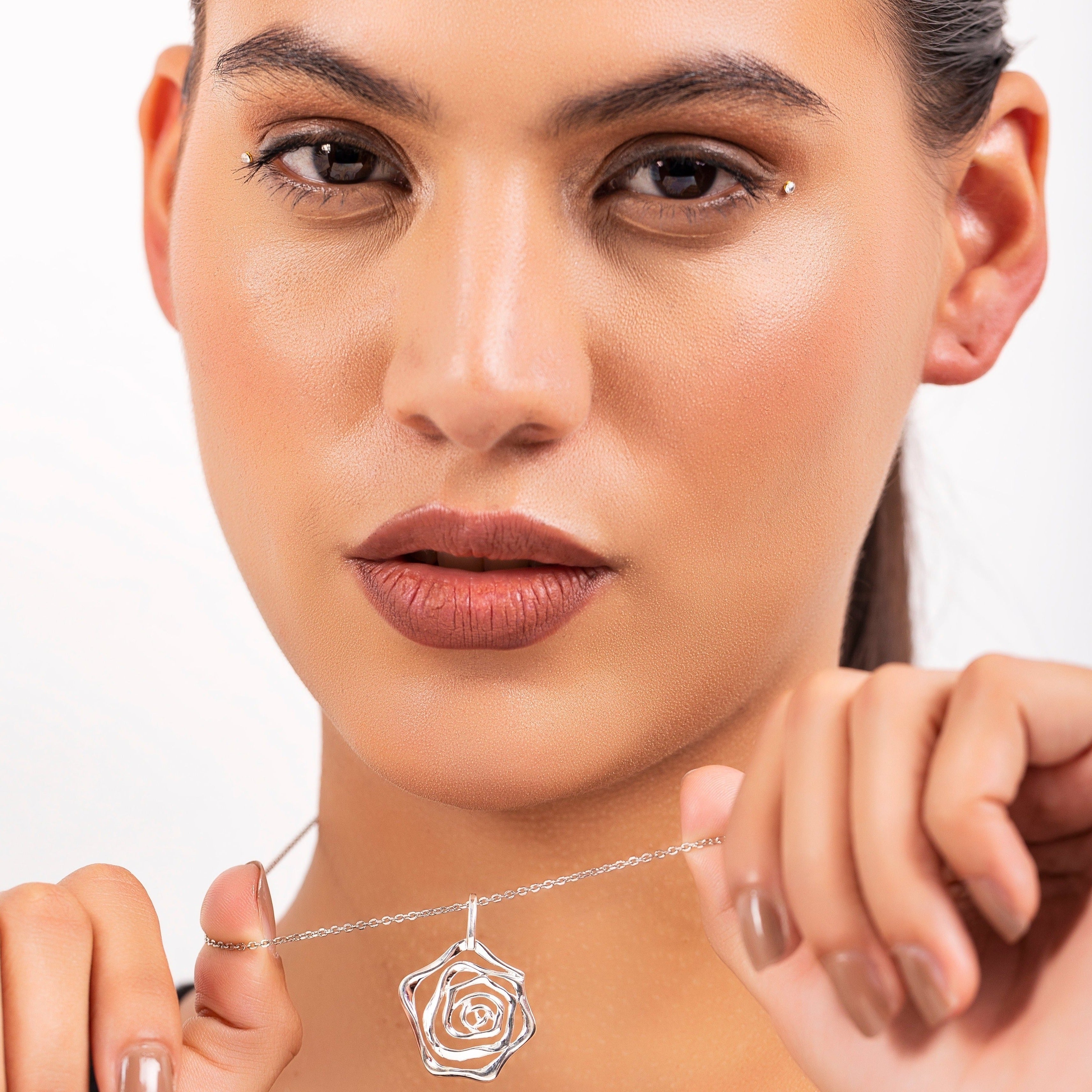 Silver Rose Pendent - Kicky & Perky