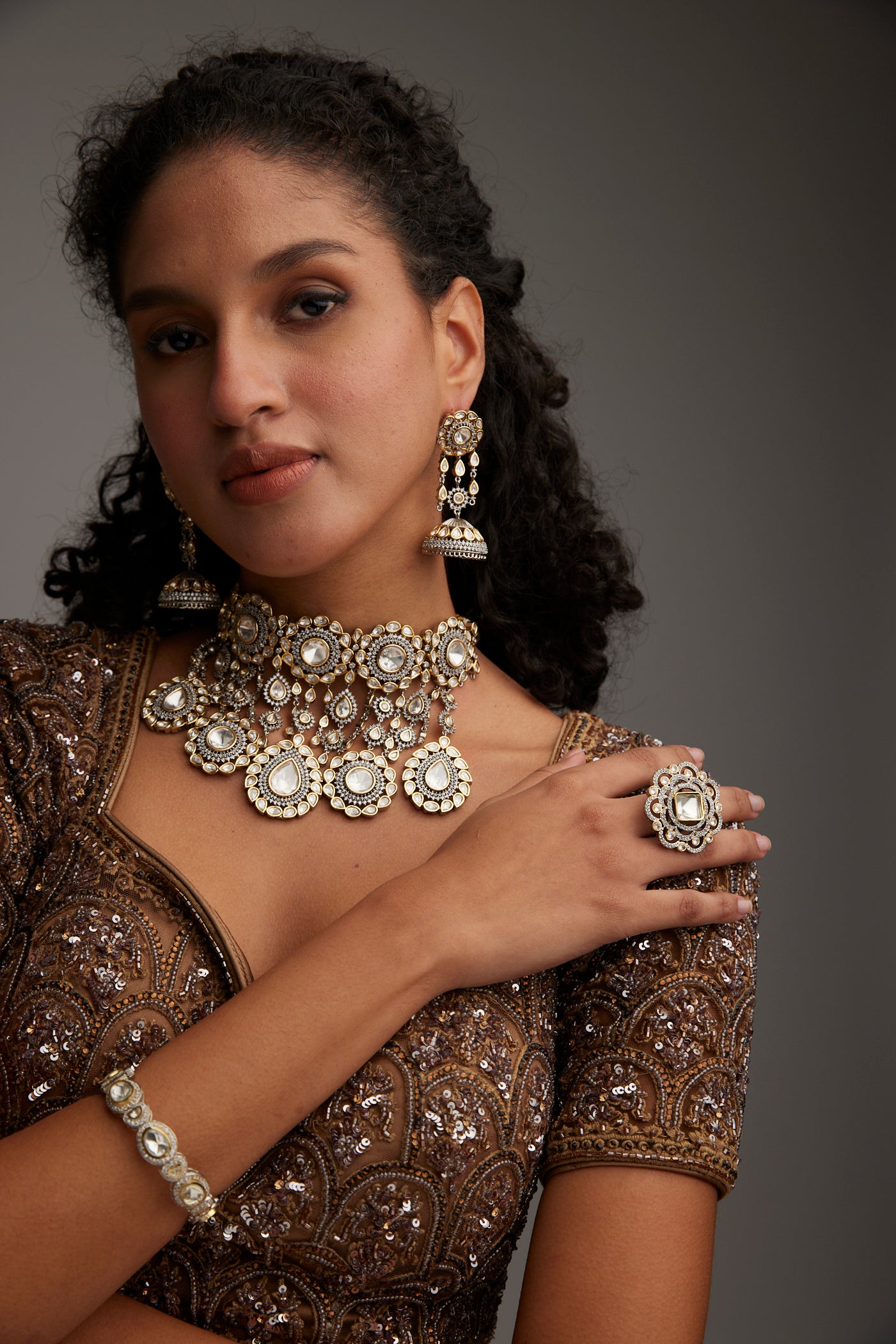 Kundan : A tradition Indian Jewellery in Modern World