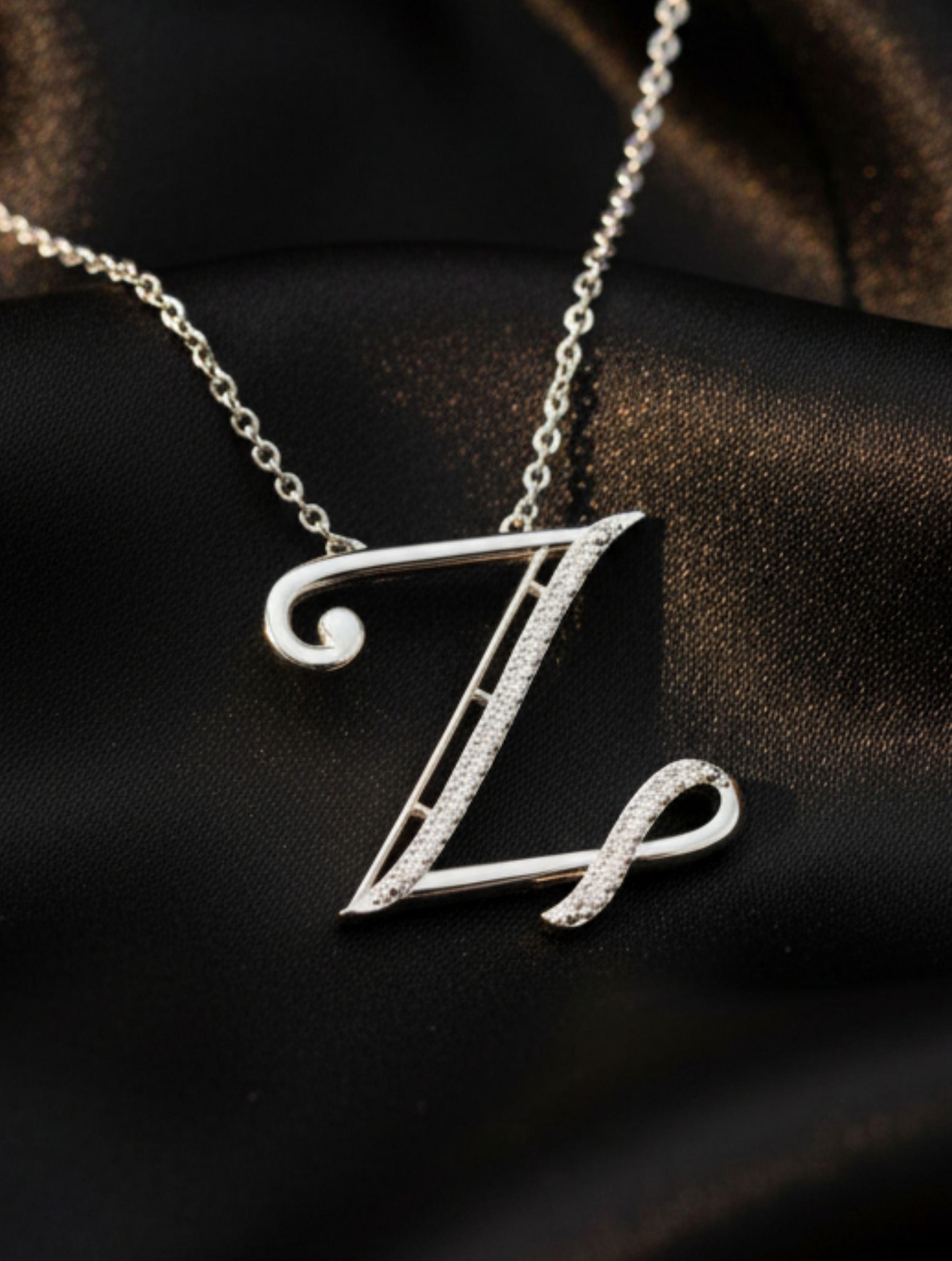 Signery ‘Z’ Initial Pendant – Moissanite & Rhodium Plated