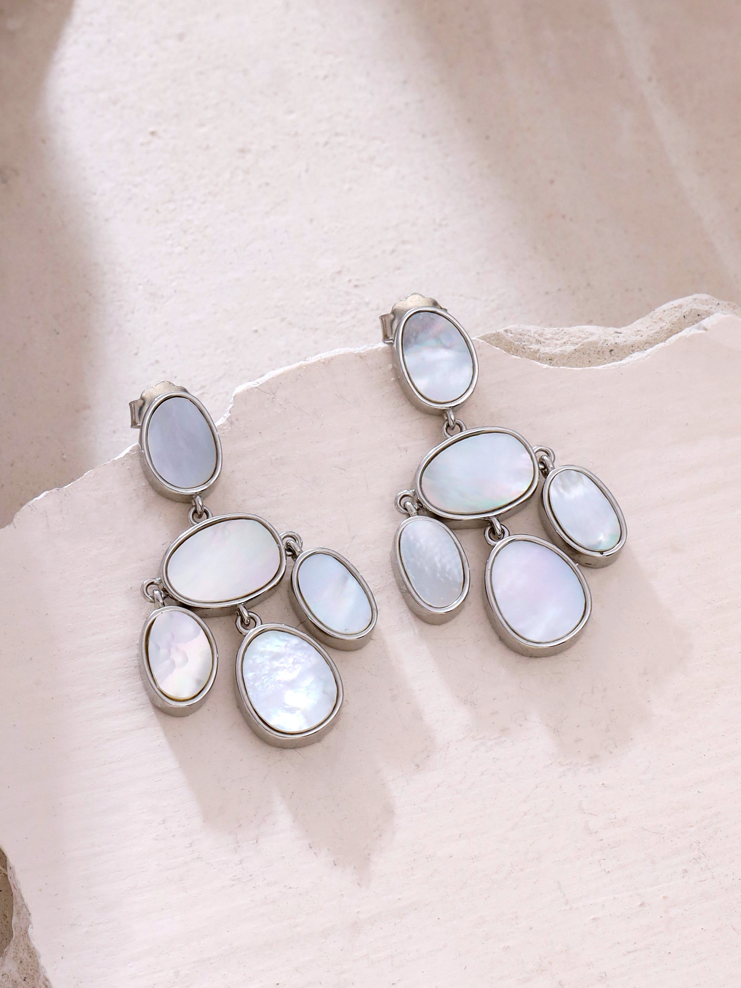 Syra Collection 24k Gold Mother of Pearl Oval Disc Earrings