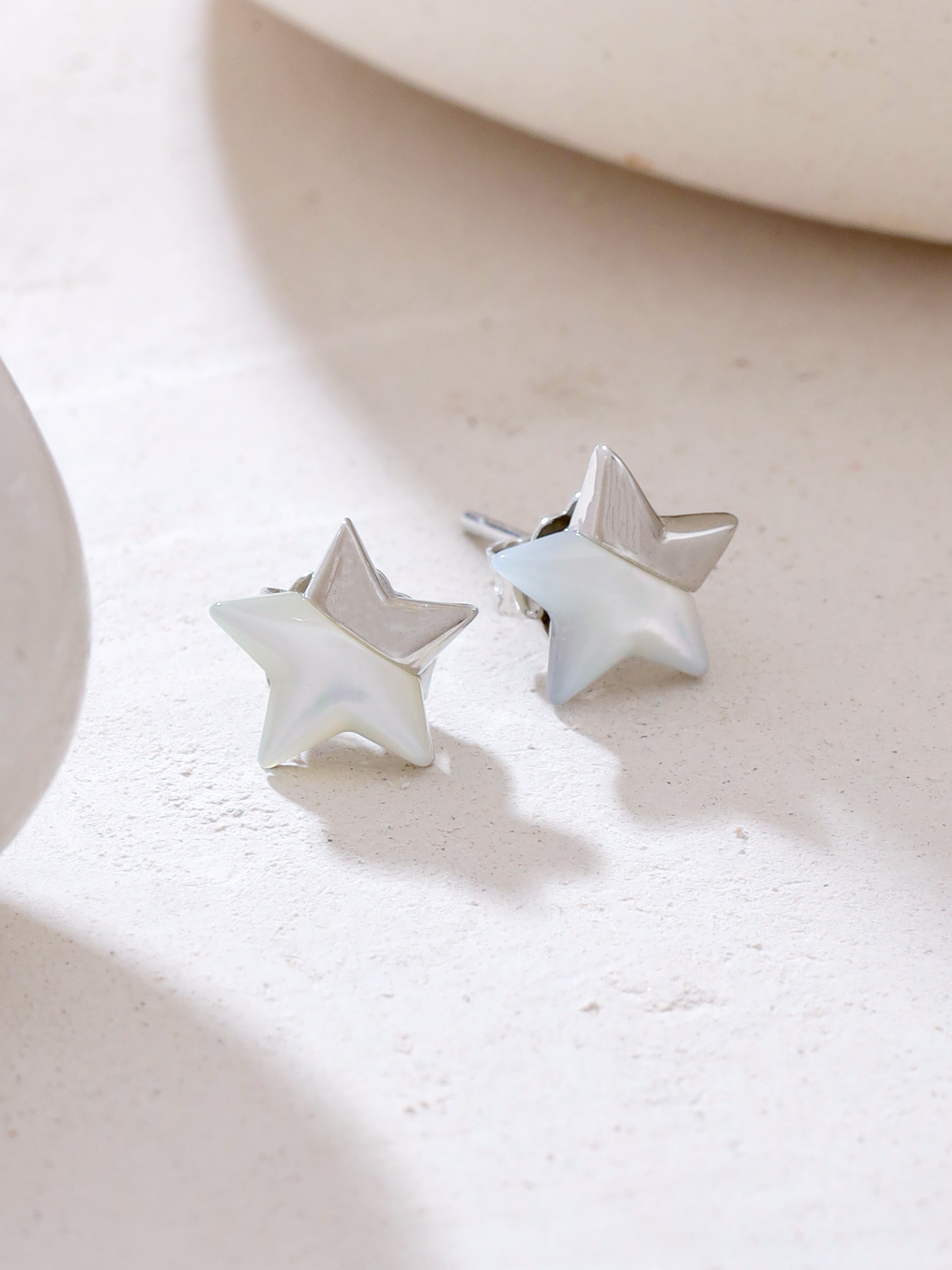 Syra Collection Rose Gold Star-Shaped Mother of Pearl Stud Earrings