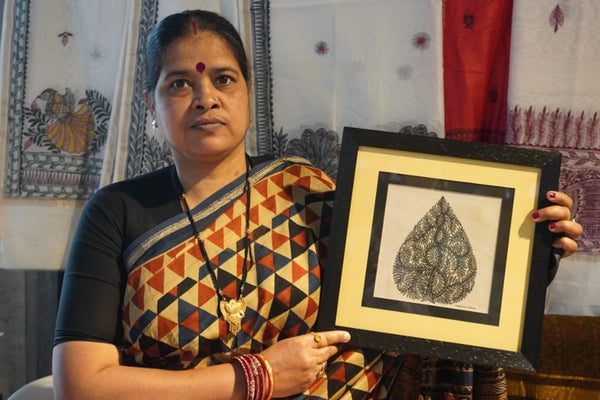 Conferred an award for excellence by the Crafts Council of India for her mastery of traditional nib technique.