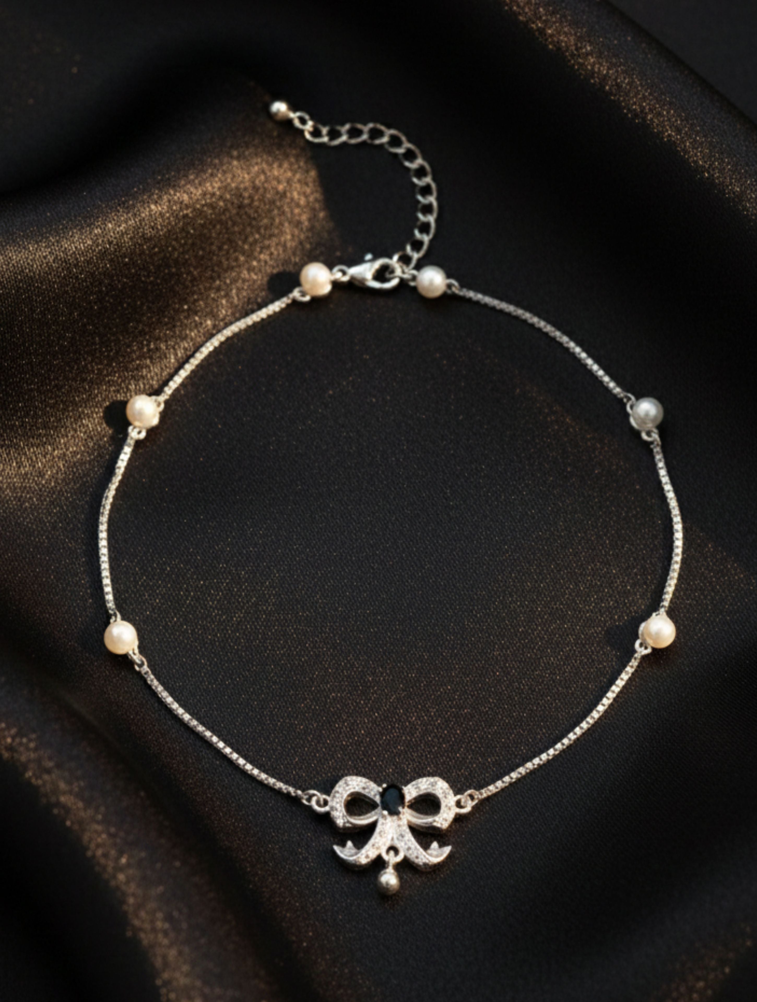 925 Sterling Silver Bow Anklet with Black Onyx & Stationed Pearls