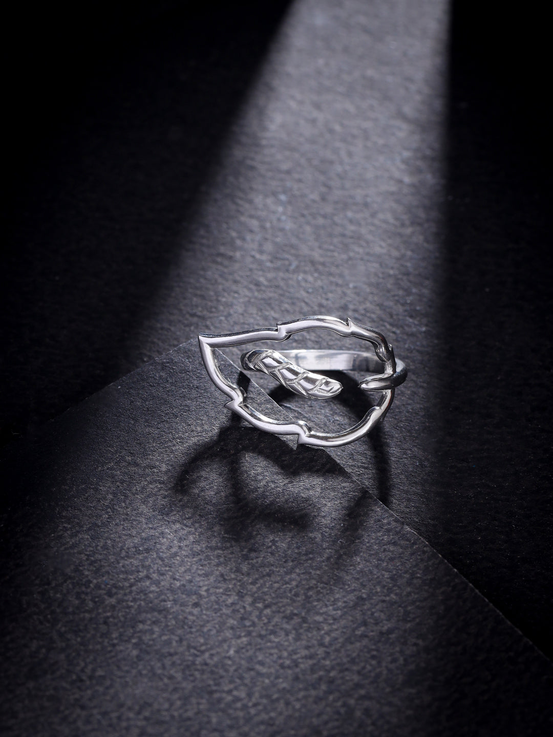 Rhodium Modern Style Lumina Collection Ring