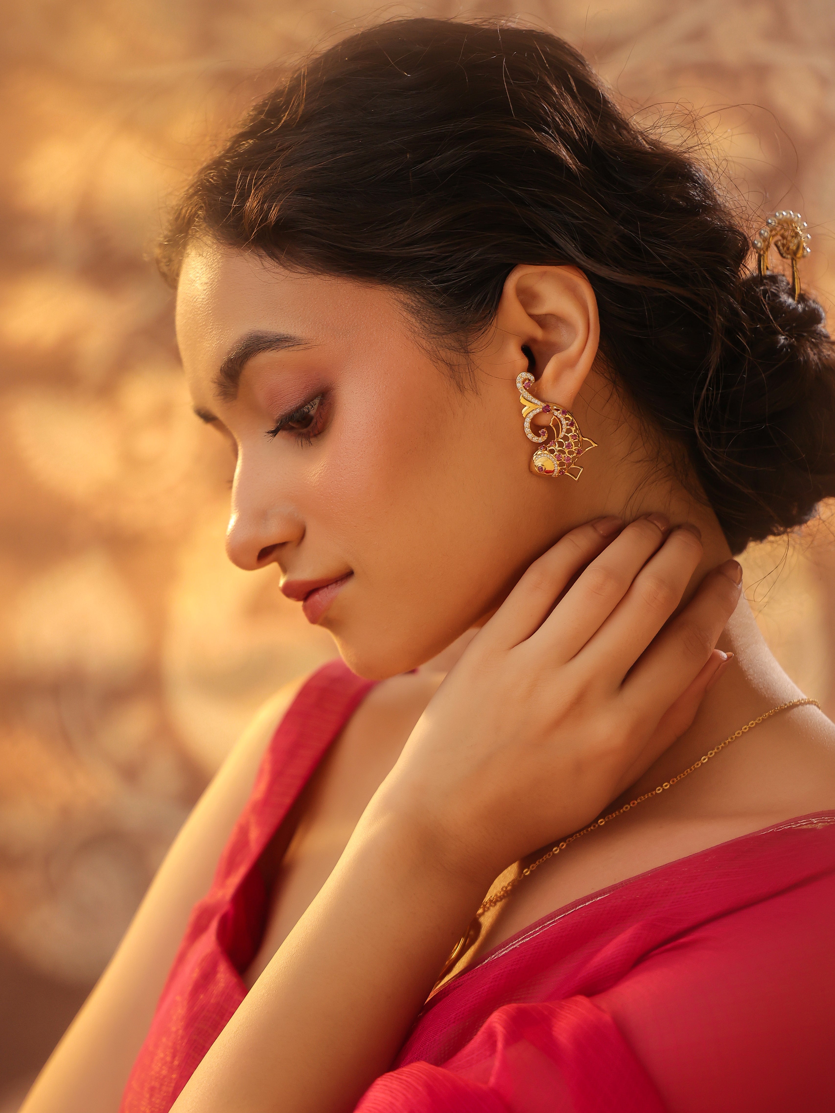 Modern Kalaras Meen-Themed Earrings with Moissanite