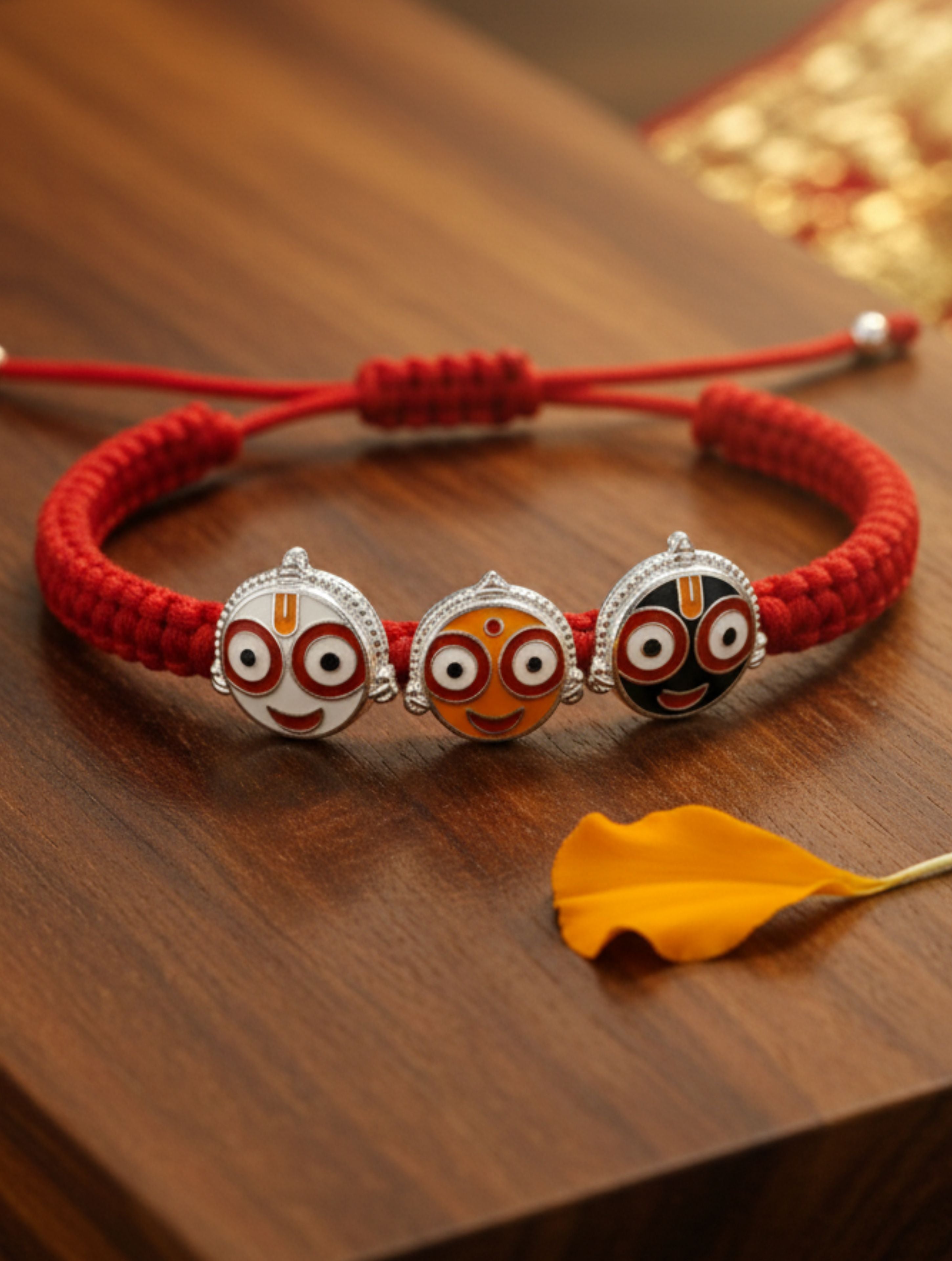 Silver Shree Jagannath ji Trio Bracelet In Red Thread