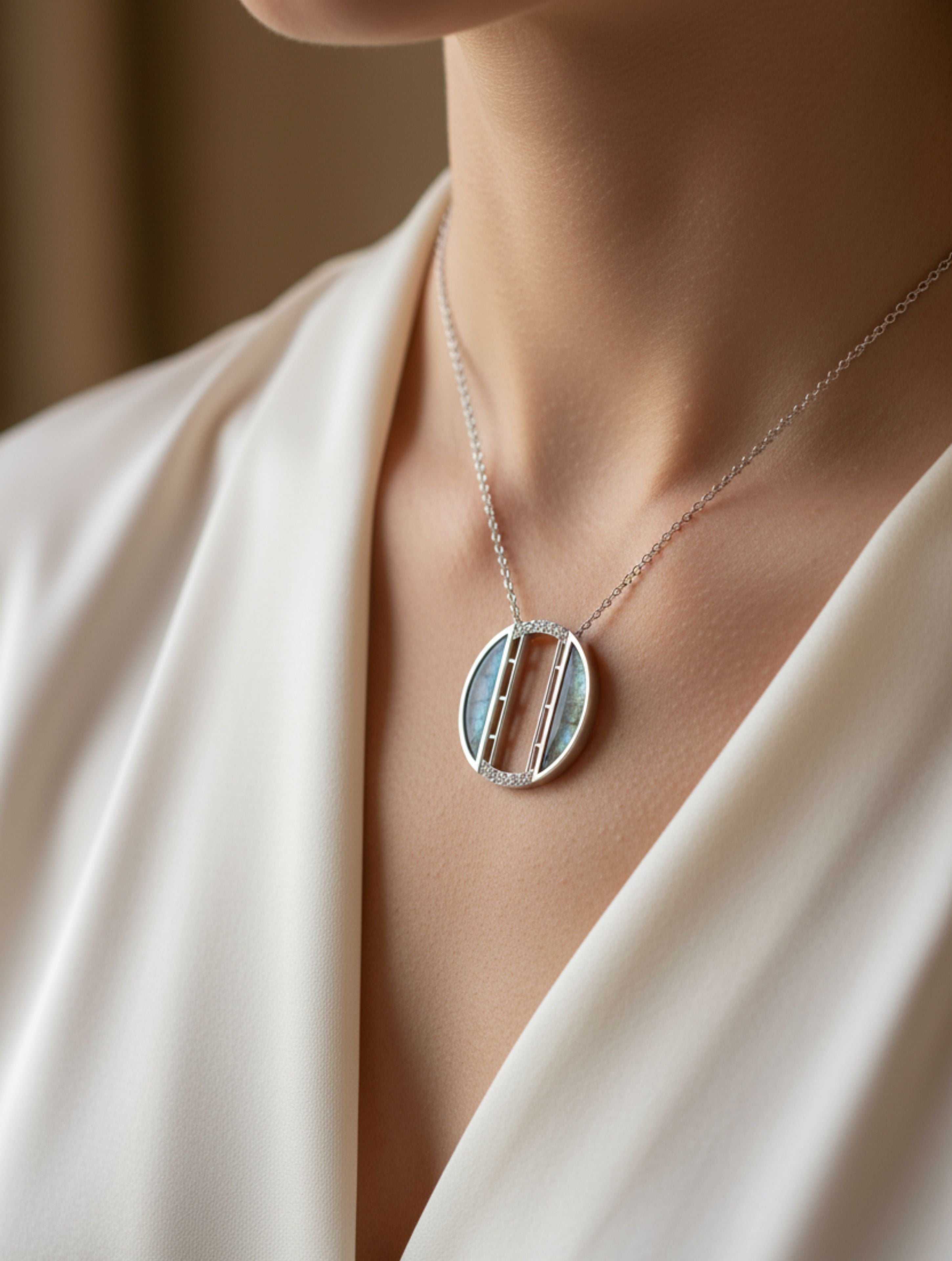 Signery ‘O’ Initial Pendant – Labradorite Moissanite & Rhodium Plated