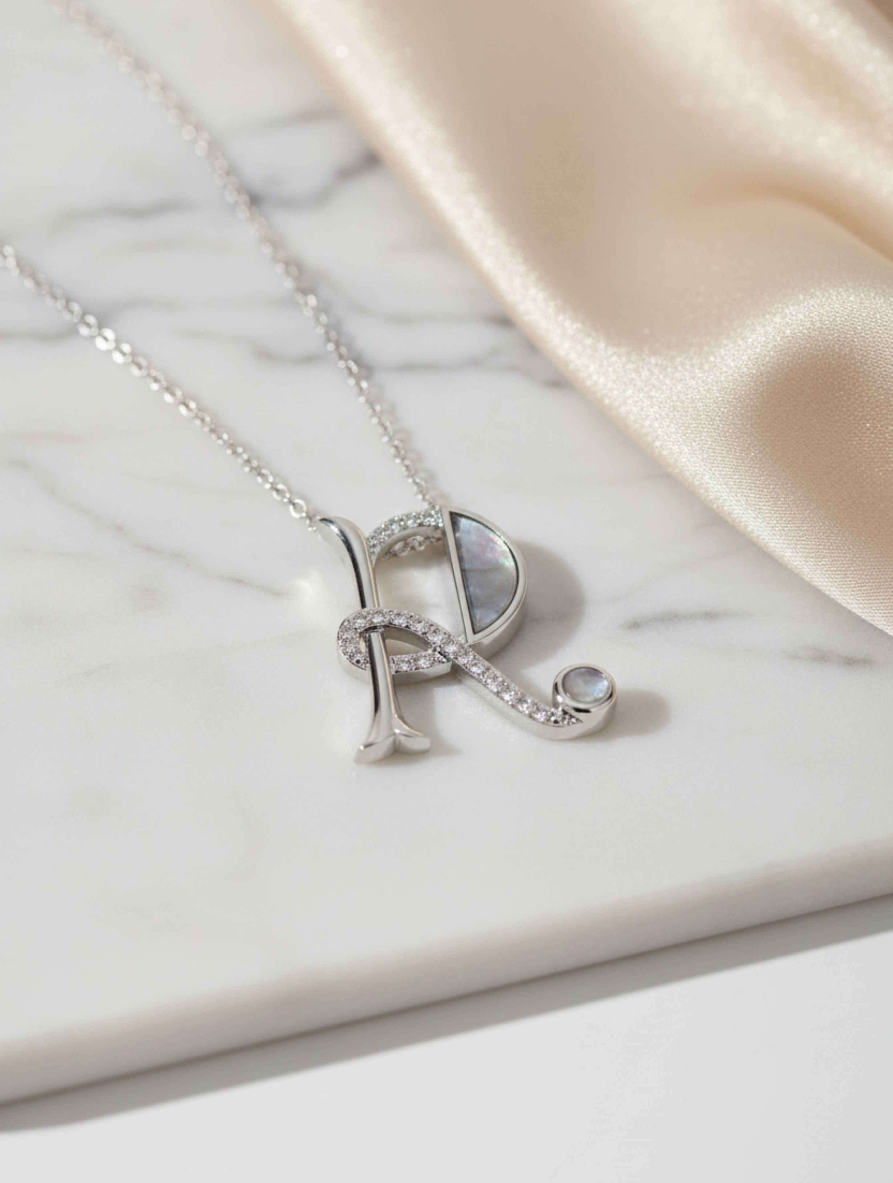 Signery ‘R’ Initial Pendant – Labradorite Moissanite & Rhodium Plated