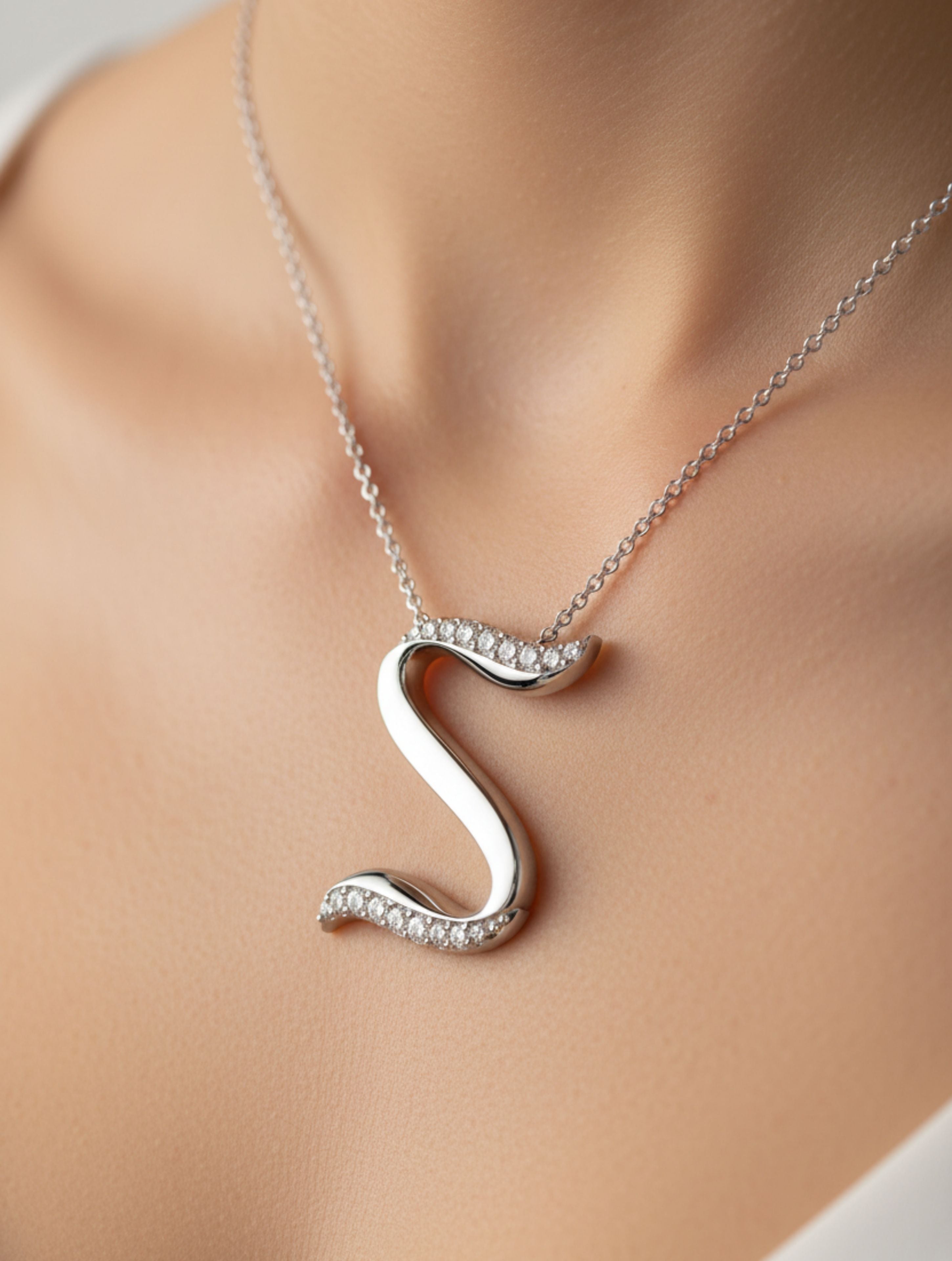 Signery ‘S’ Initial Pendant – Moissanite & Rhodium Plated