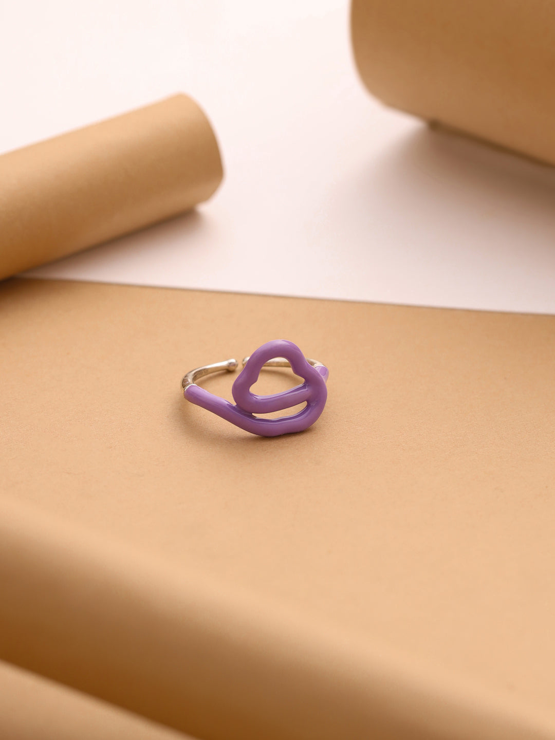 Verstellbarer Ring aus 925er Silber mit Blumenmotiv und abstraktem Motiv aus der Corolla-Kollektion
