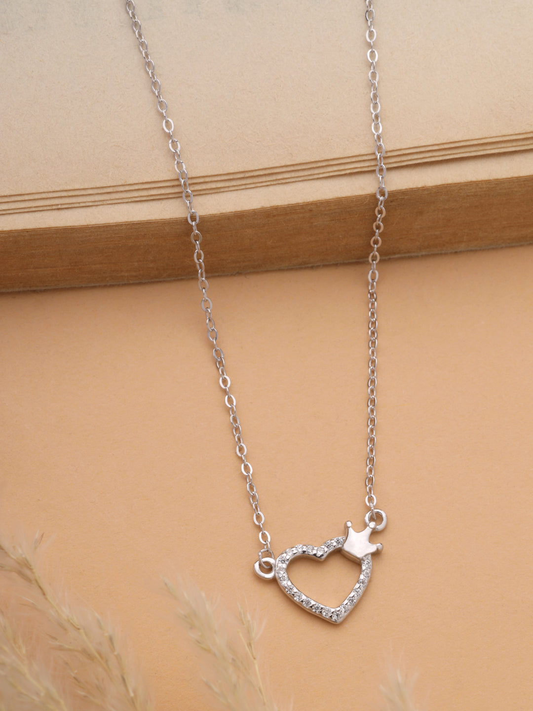 925 Sterling Silver Crowned Heart Pendant Necklace