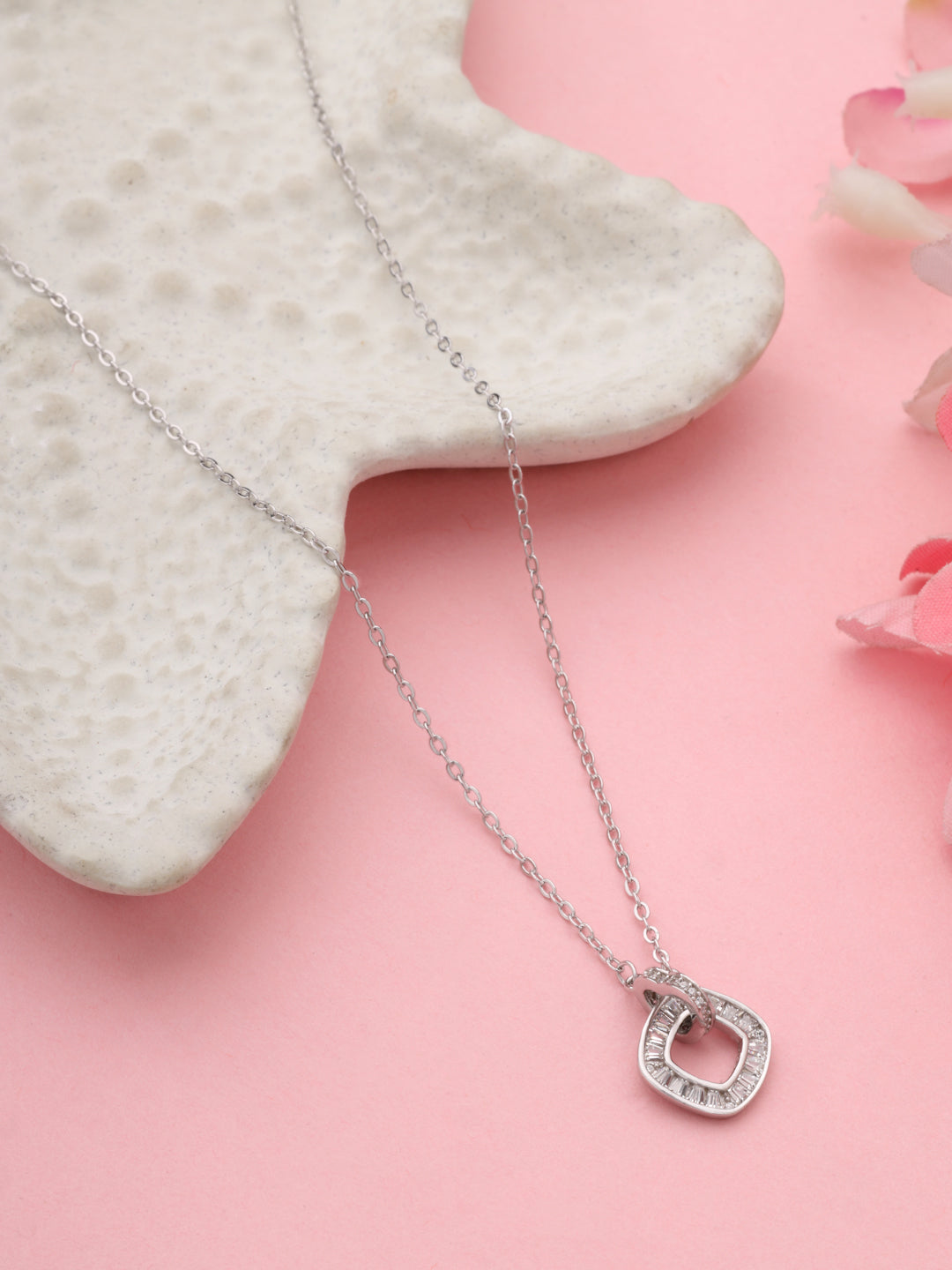 925 Sterling Silver Interlocking Square Pendant Necklace with Rhodium Plating