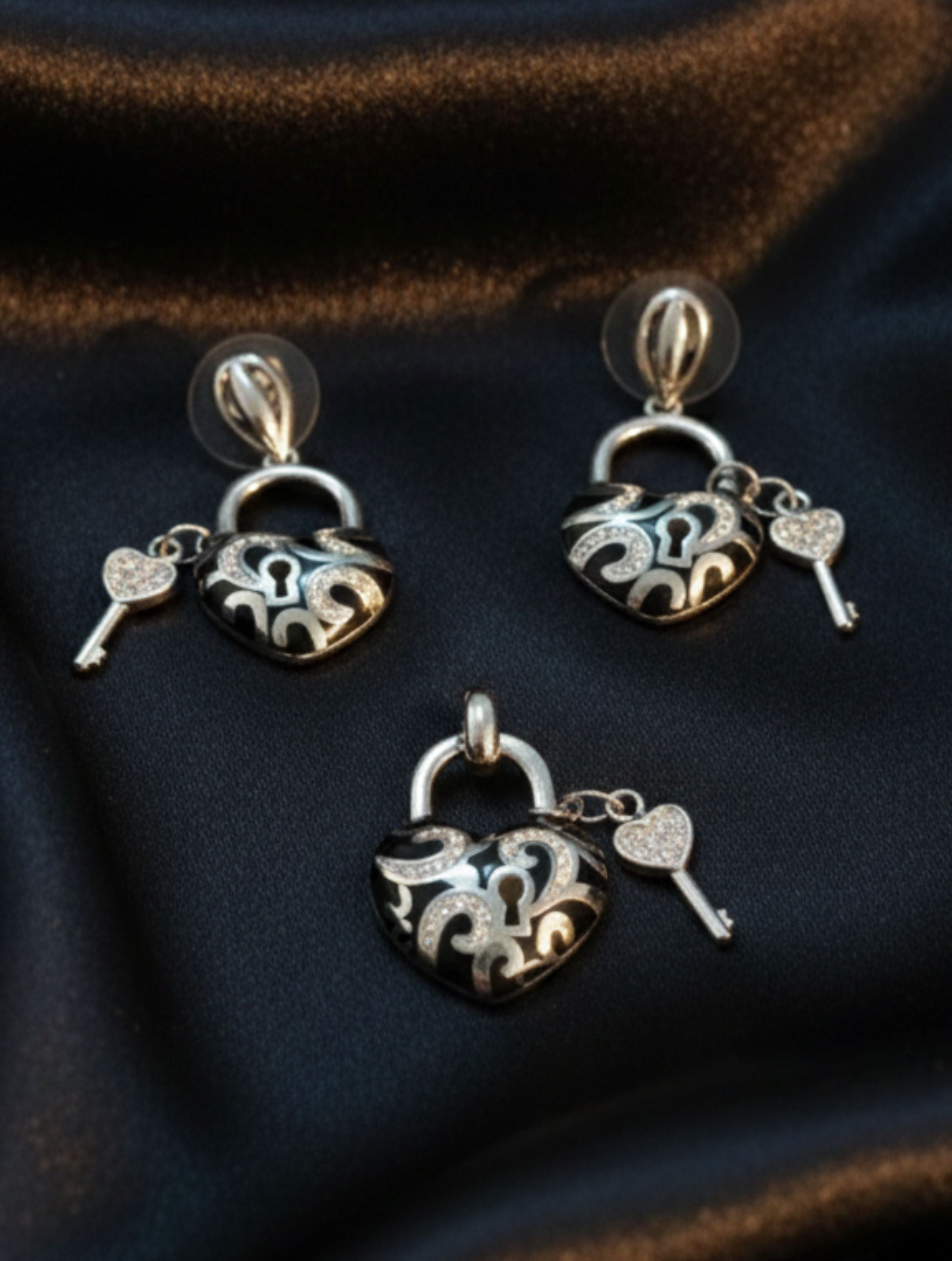 Enchanted Heart Lock & Key Jewelry Set – 925 Sterling Silver & Black Enamel with CZ Accents