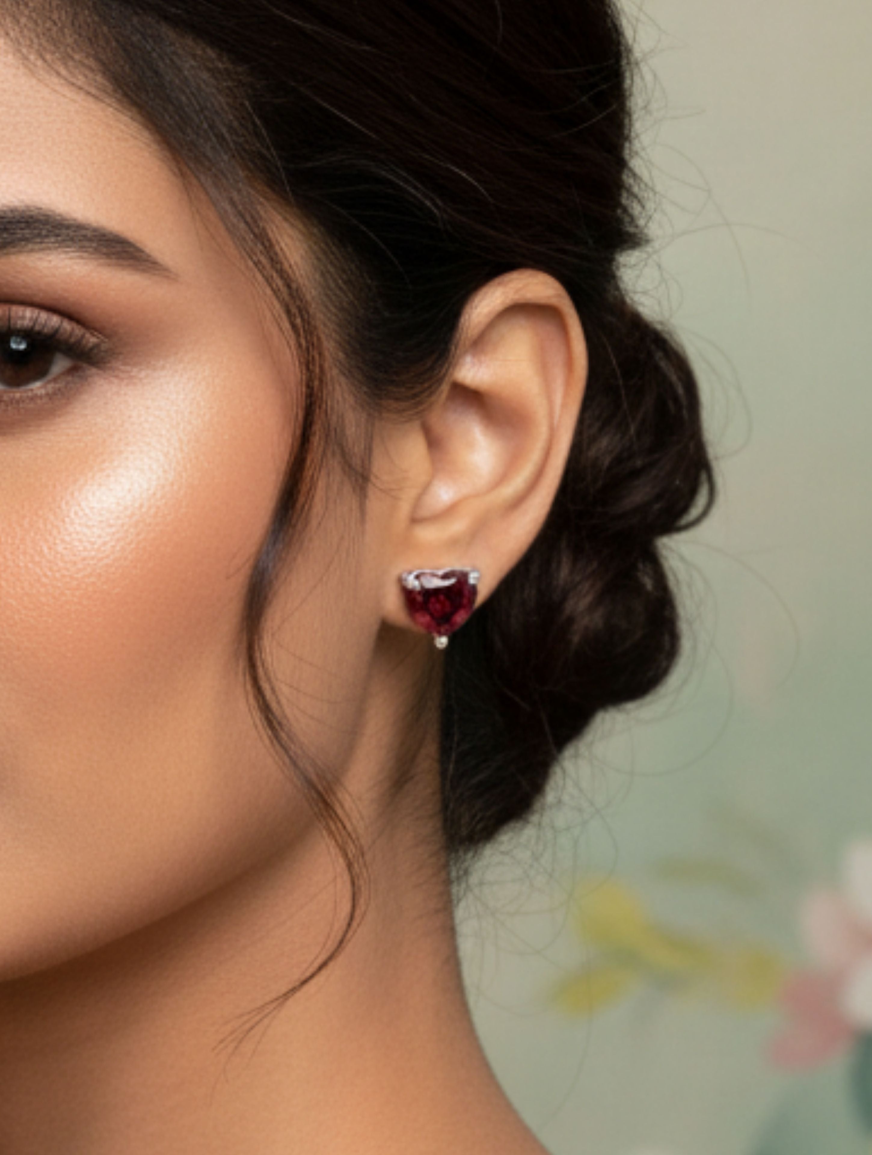 Natural Heart-Cut Garnet Stud Earrings in 925 Sterling Silver