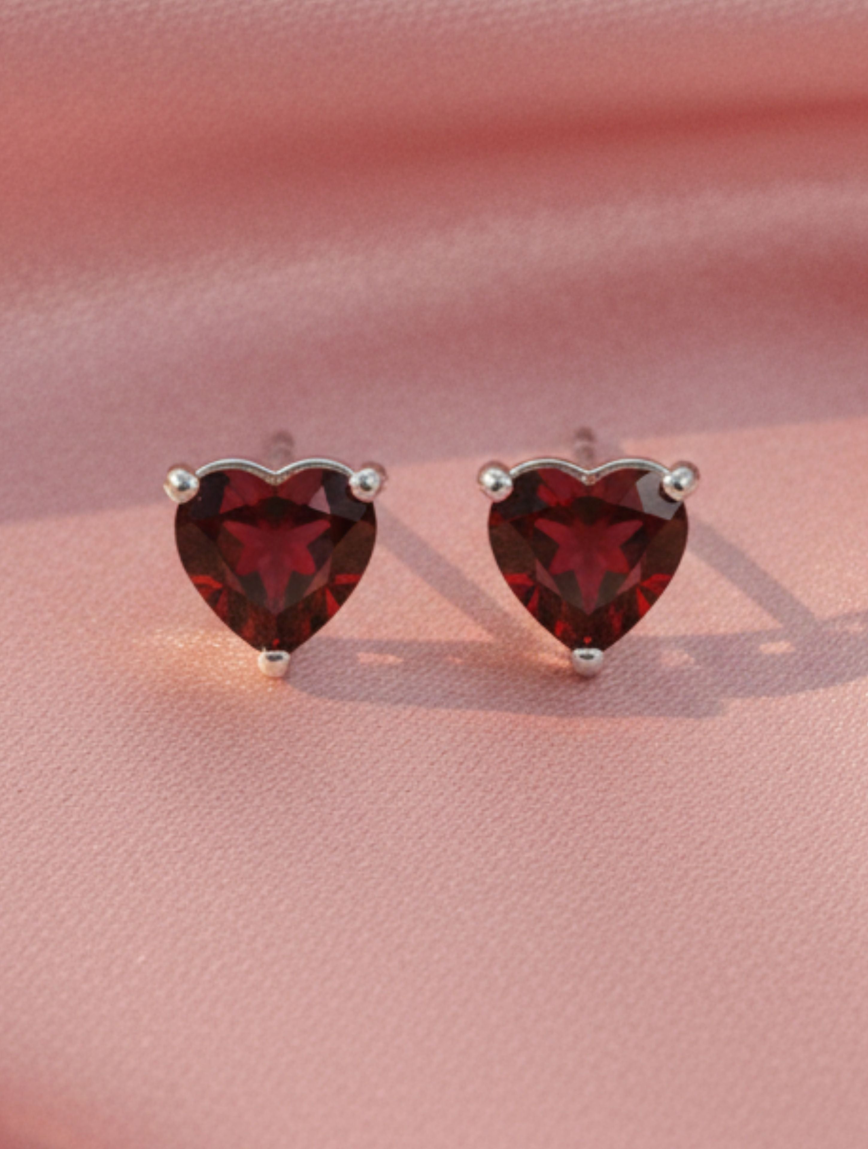 Heart-Cut Natural Red Garnet Stud Earrings in 925 Sterling Silver