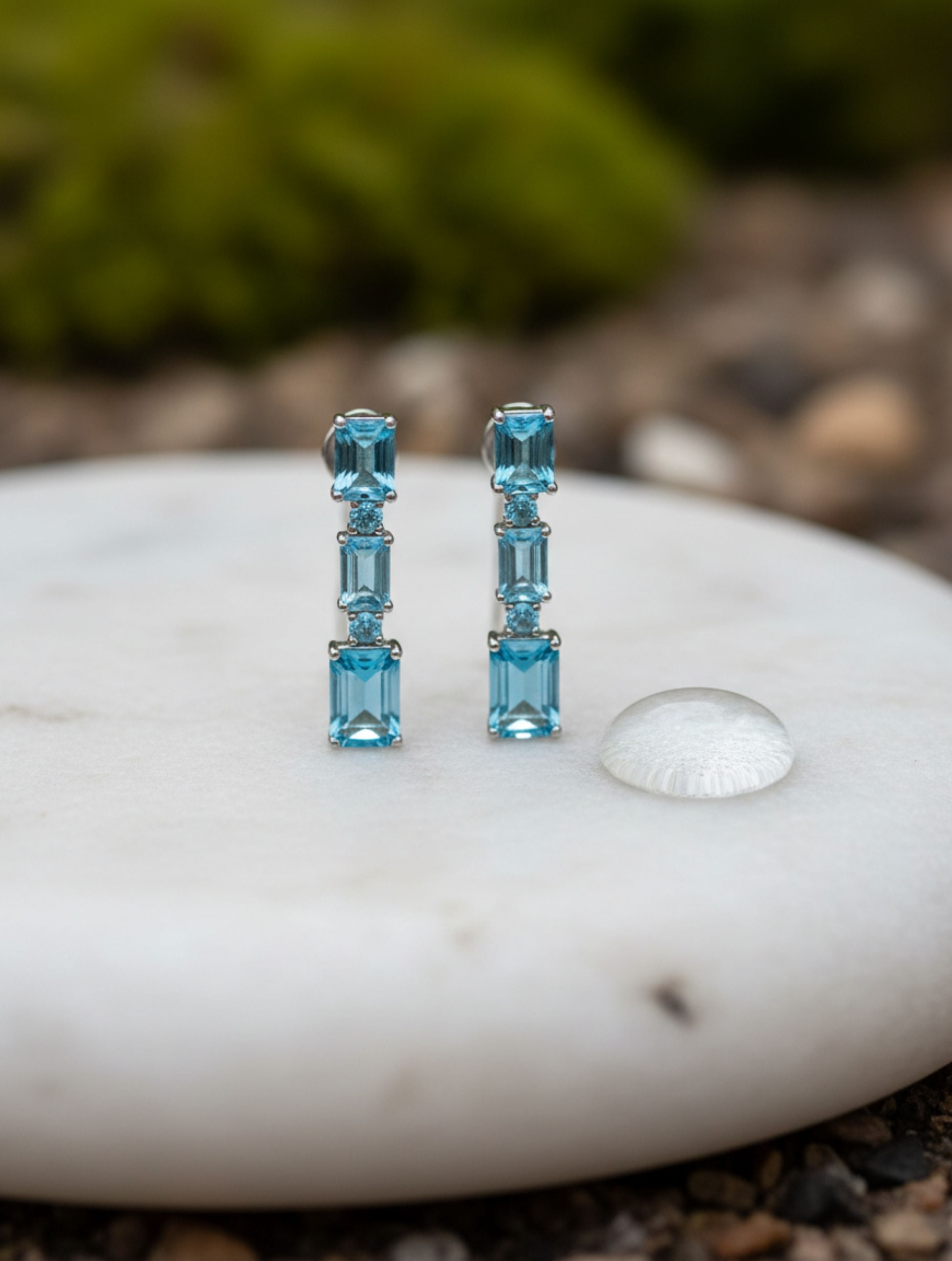 Rhodium Blue Topaz Multi-Cut Pietra 925 Sterling Silver Studs Earrings For Women