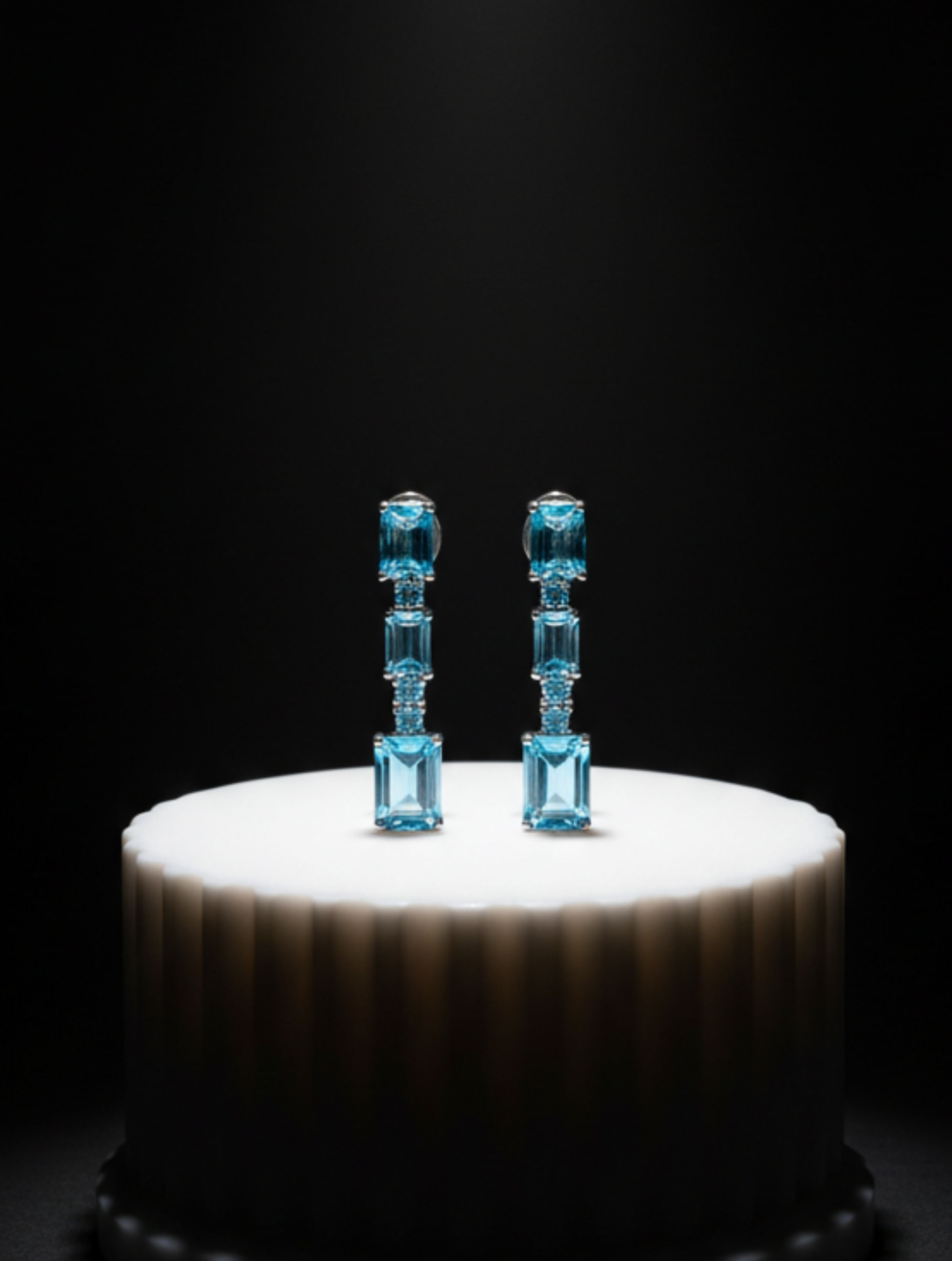 Rhodium Blue Topaz Multi-Cut Pietra 925 Sterling Silver Studs Earrings For Women