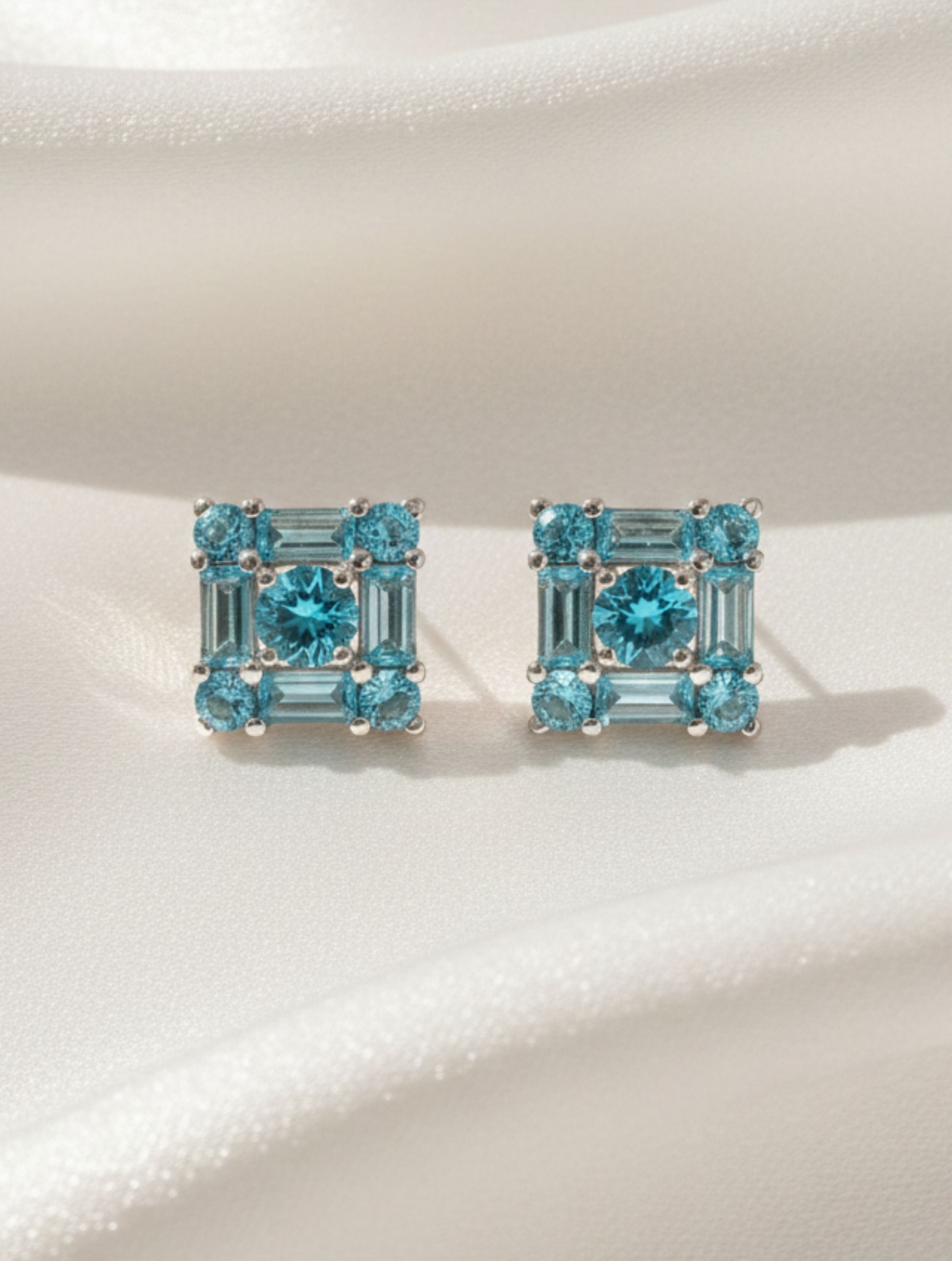 Rhodium Blue Topaz Precision Pietra  925 Sterling Silver Studs Earrings For Women